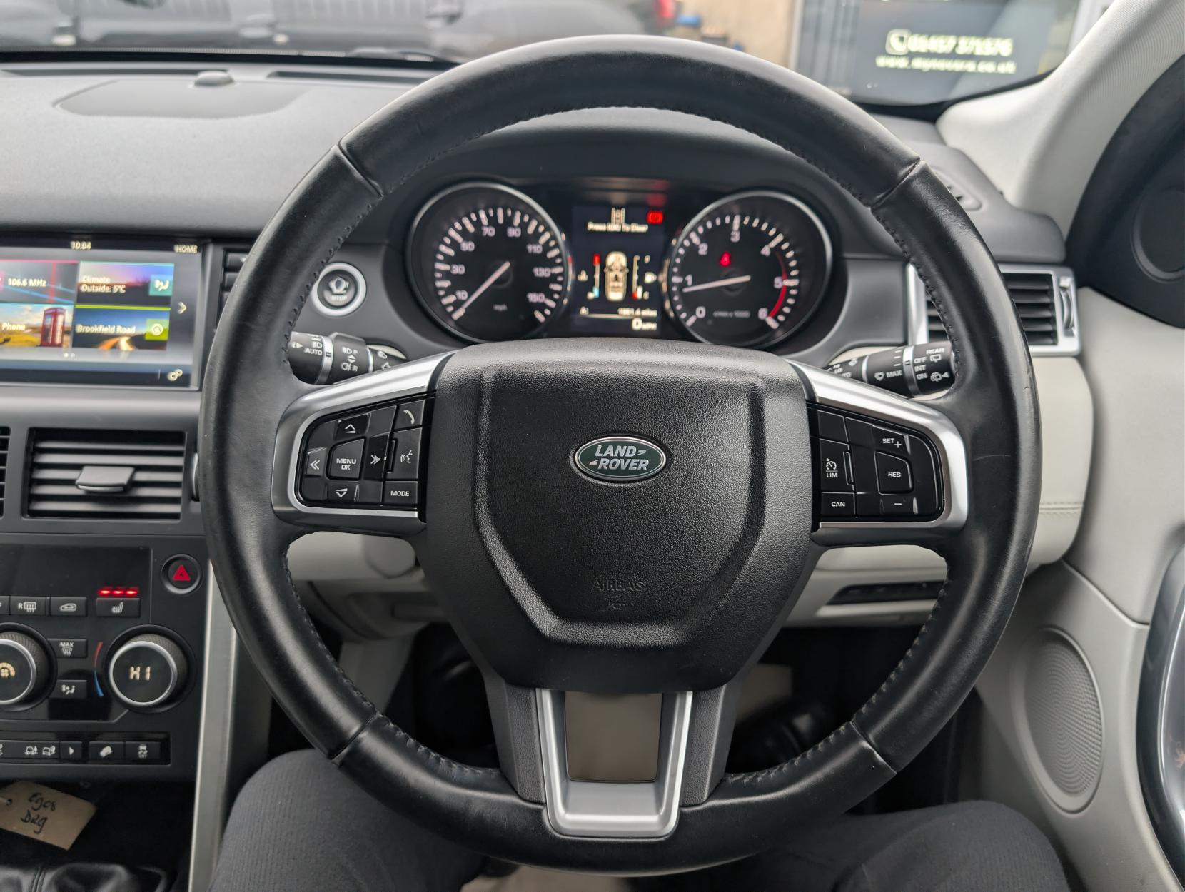 Land Rover Discovery Sport 2.0 TD4 SE Tech SUV 5dr Diesel Manual 4WD Euro 6 (s/s) (5 Seat) (150 ps)