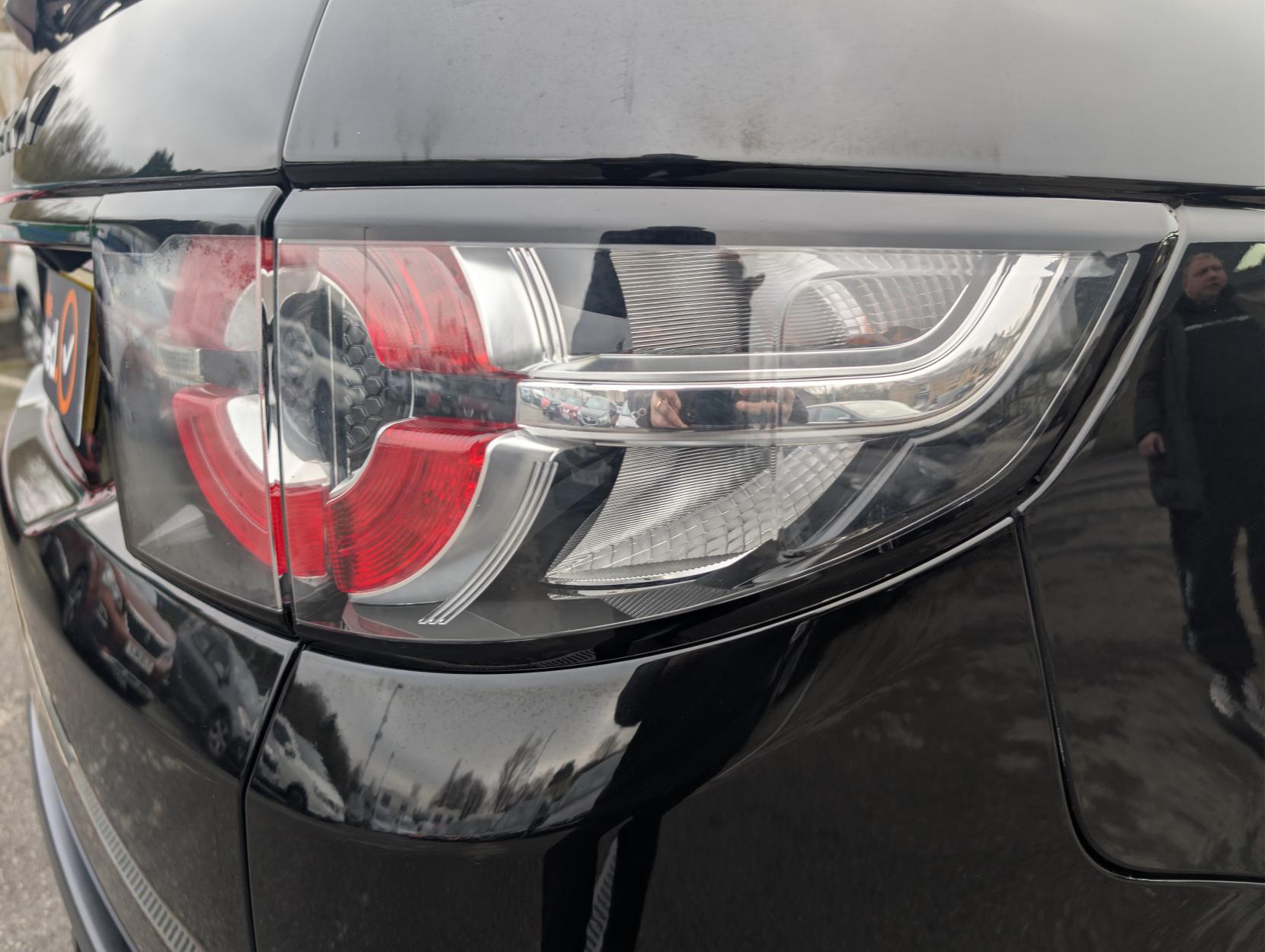 Land Rover Discovery Sport 2.0 TD4 SE Tech SUV 5dr Diesel Manual 4WD Euro 6 (s/s) (5 Seat) (150 ps)