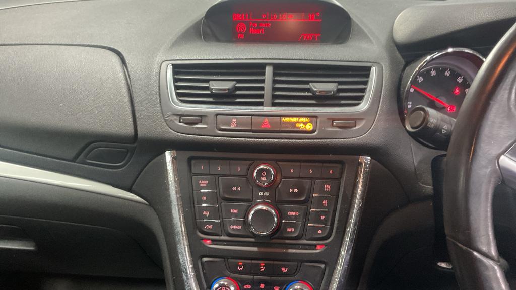 Vauxhall Mokka 1.6i Exclusiv SUV 5dr Petrol Manual 2WD Euro 6 (s/s) (115 ps)