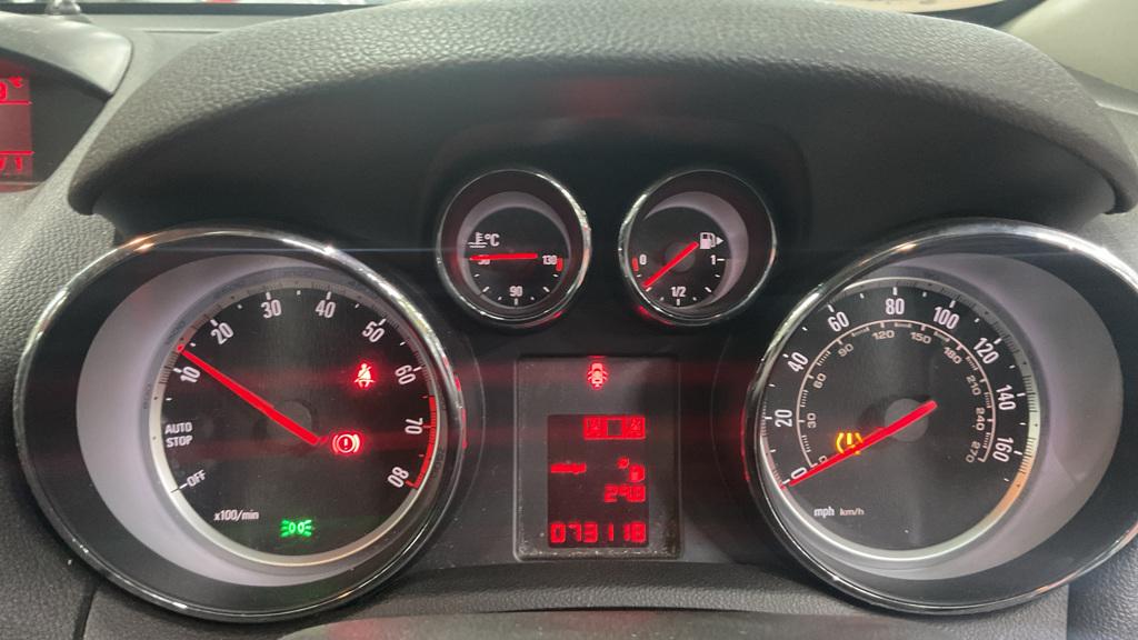 Vauxhall Mokka 1.6i Exclusiv SUV 5dr Petrol Manual 2WD Euro 6 (s/s) (115 ps)