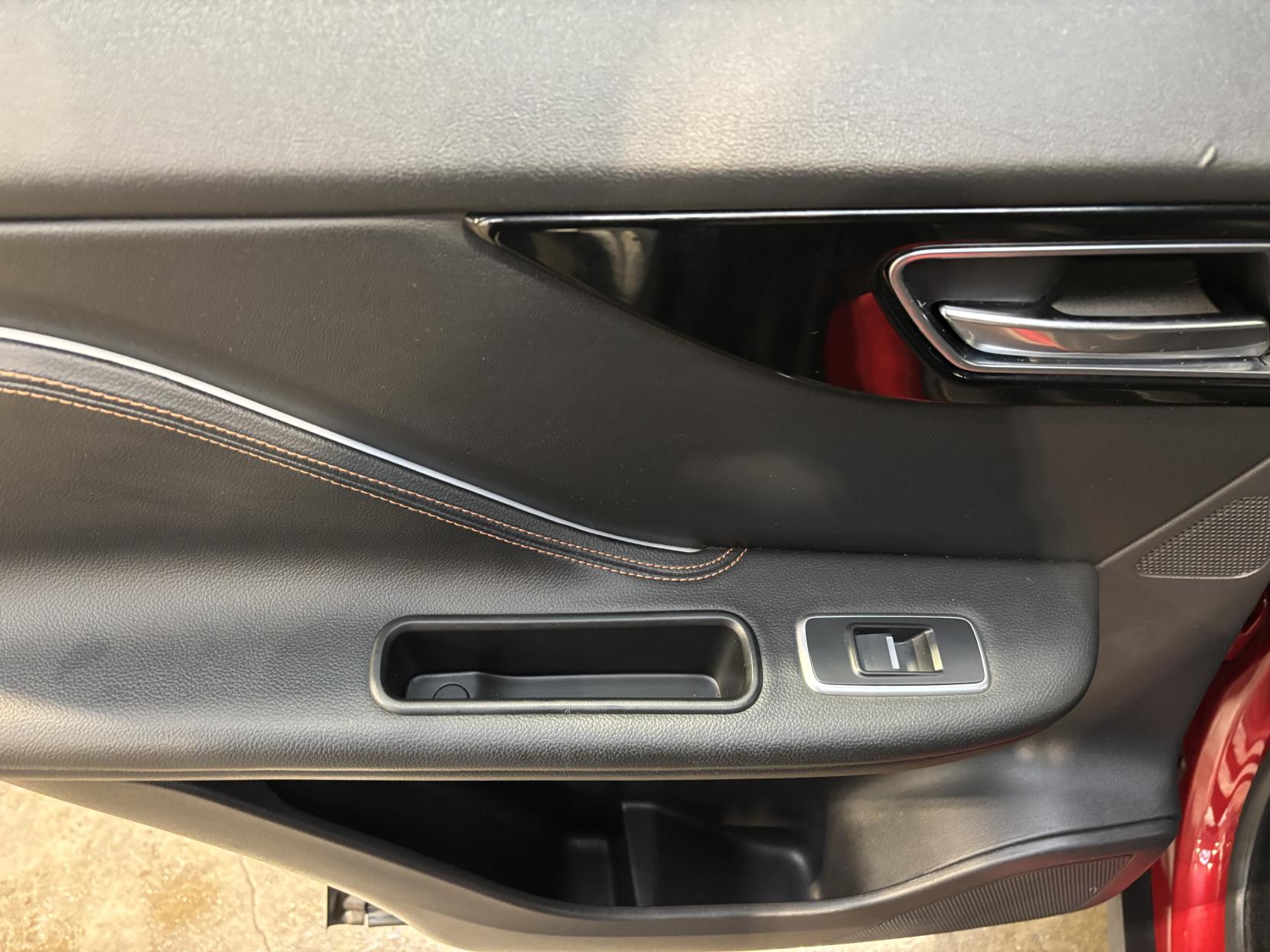 Jaguar F-PACE 2.0 D180 Prestige SUV 5dr Diesel Manual Euro 6 (s/s) (180 ps)