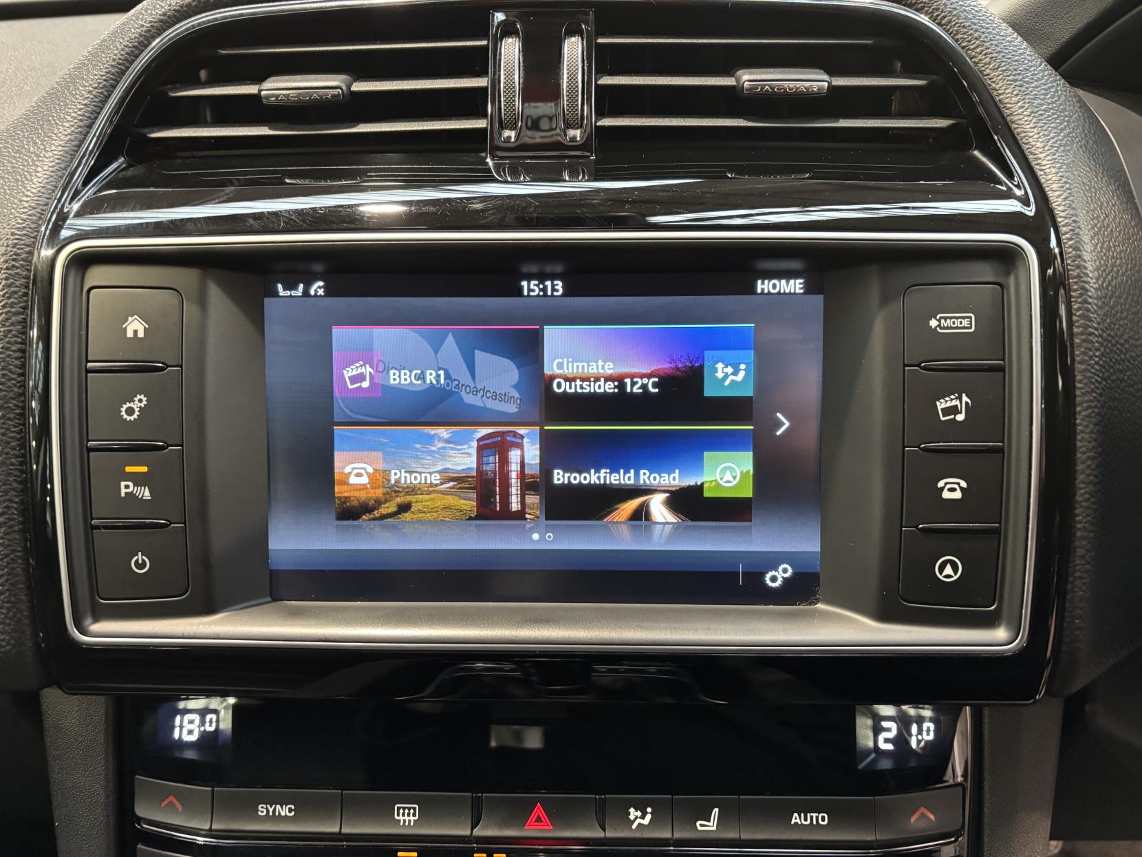 Jaguar F-PACE 2.0 D180 Prestige SUV 5dr Diesel Manual Euro 6 (s/s) (180 ps)