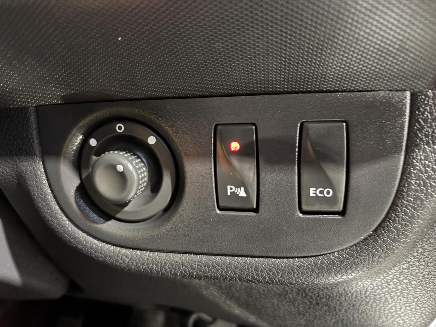 Dacia Sandero 0.9 TCe Comfort Hatchback 5dr Petrol Manual Euro 6 (s/s) (90 ps)