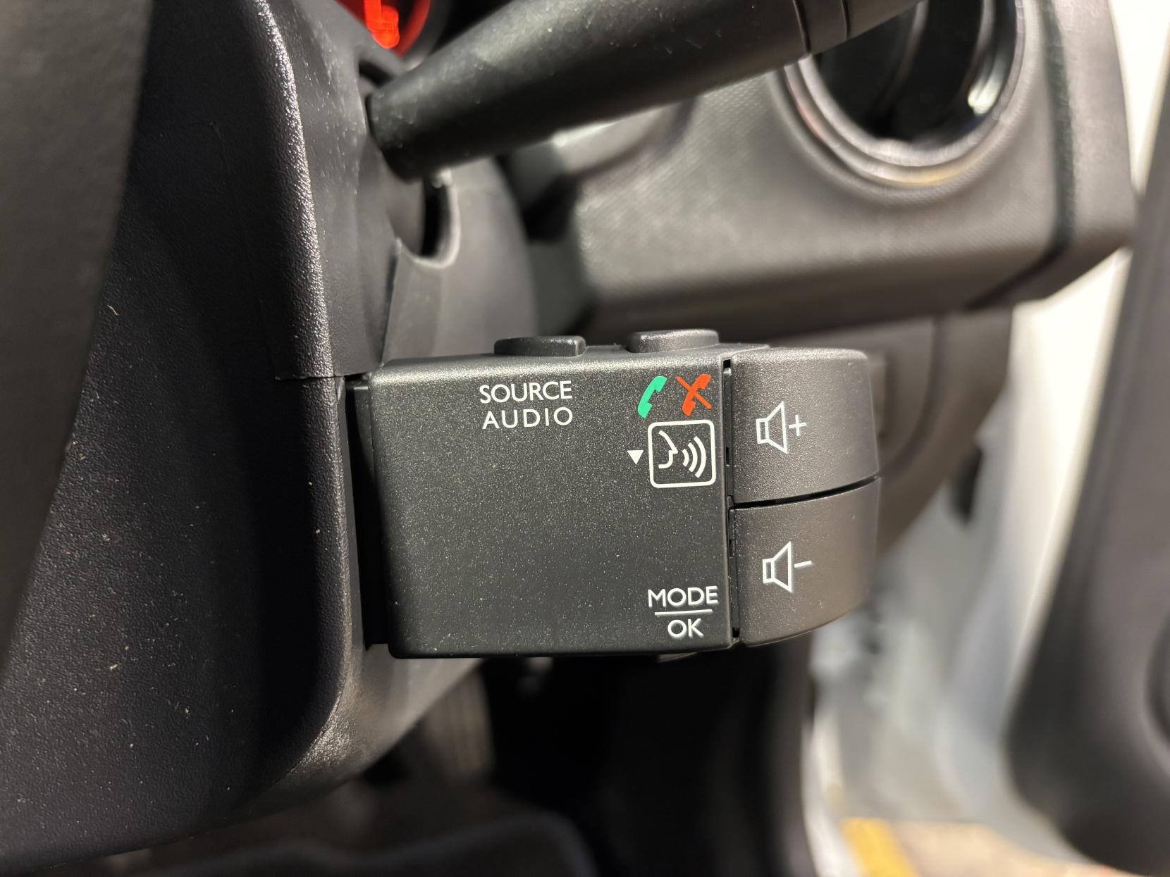 Dacia Sandero 0.9 TCe Comfort Hatchback 5dr Petrol Manual Euro 6 (s/s) (90 ps)