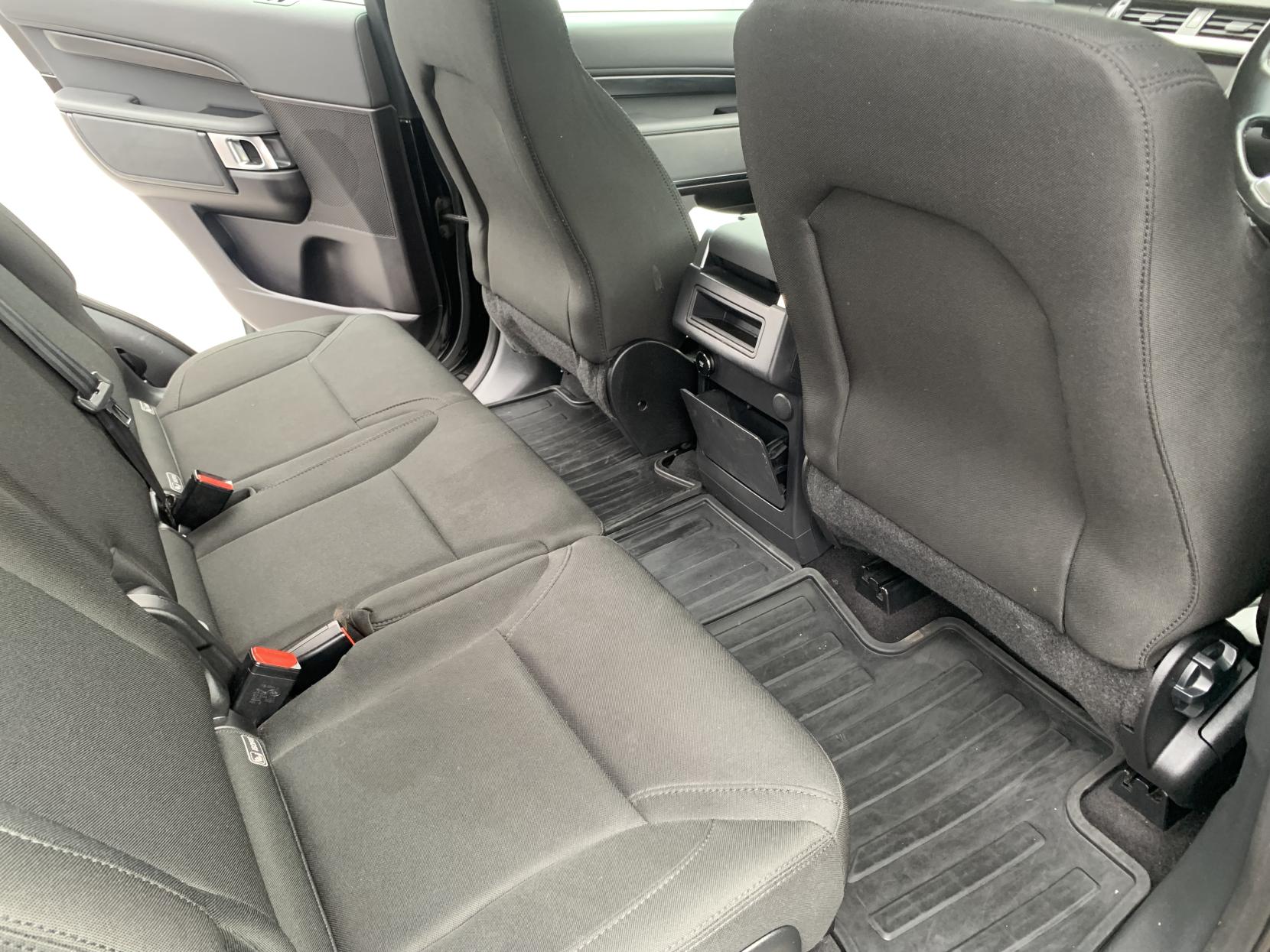 Land Rover Discovery 2.0 SD4 S SUV 5dr Diesel Auto 4WD Euro 6 (s/s) (240 ps)