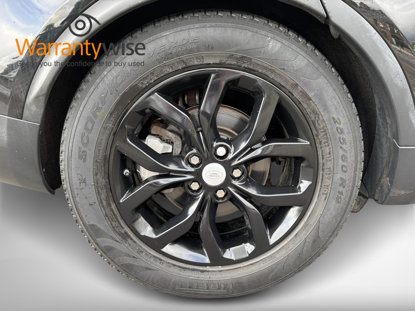 Land Rover Discovery 2.0 SD4 S SUV 5dr Diesel Auto 4WD Euro 6 (s/s) (240 ps)