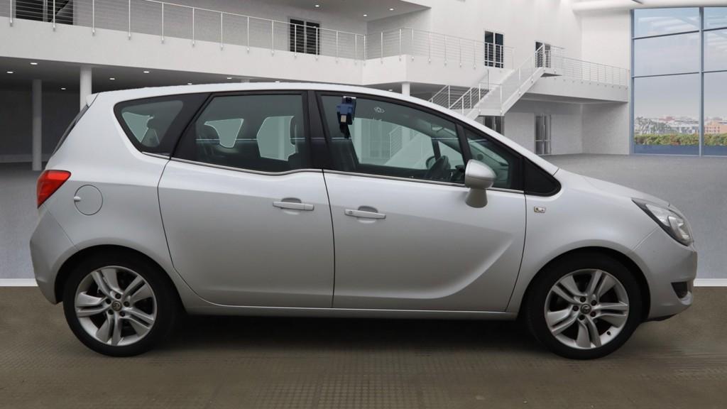 Vauxhall Meriva 1.4i Tech Line MPV 5dr Petrol Manual Euro 6 (100 ps)