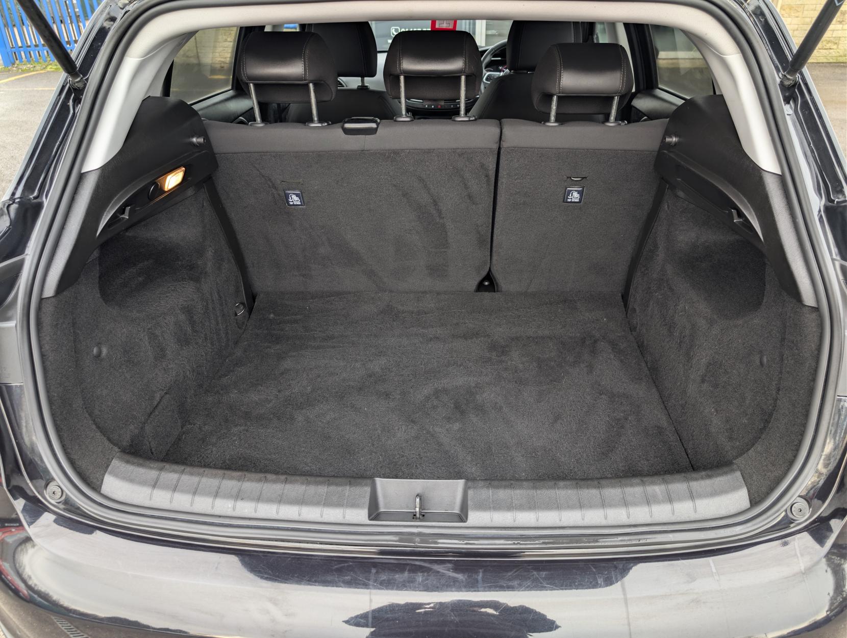 Fiat Tipo 1.0 Cross Hatchback 5dr Petrol Manual Euro 6 (s/s) (100 bhp)