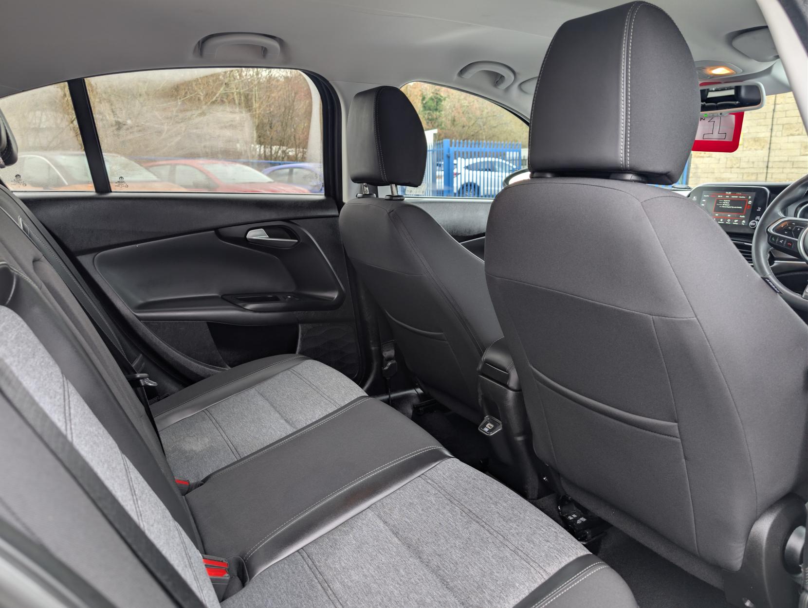 Fiat Tipo 1.0 Cross Hatchback 5dr Petrol Manual Euro 6 (s/s) (100 bhp)