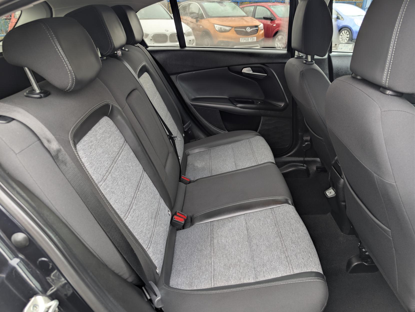 Fiat Tipo 1.0 Cross Hatchback 5dr Petrol Manual Euro 6 (s/s) (100 bhp)