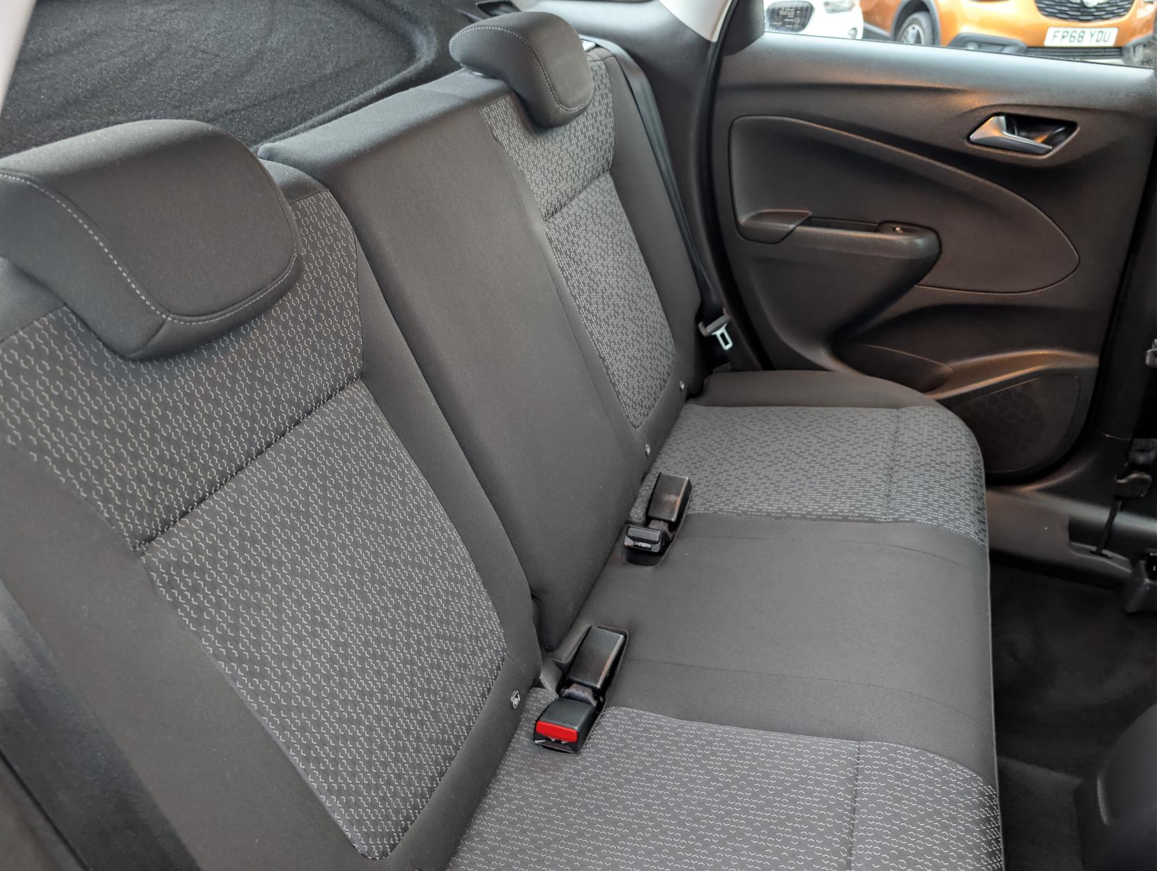 Vauxhall Crossland X 1.2 SE SUV 5dr Petrol Manual Euro 6 (83 ps)