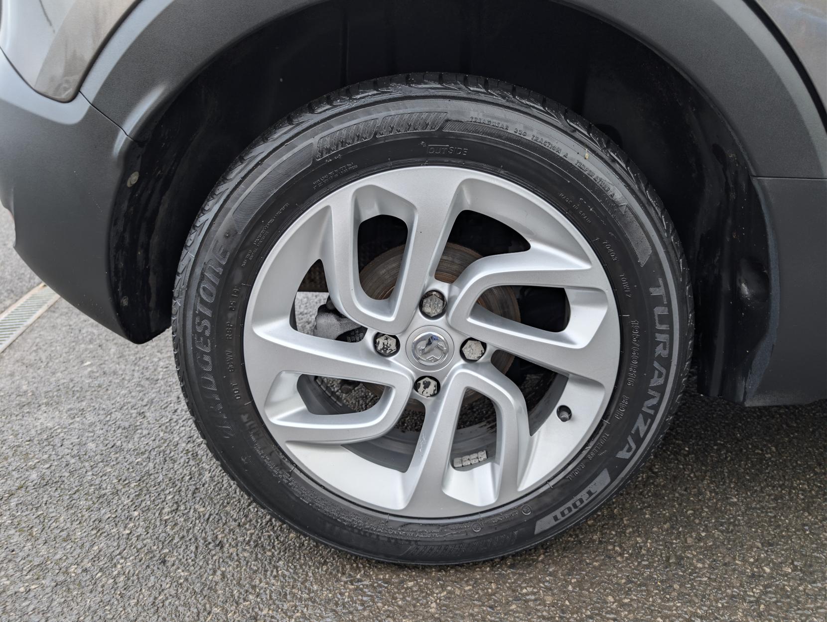 Vauxhall Crossland X 1.2 SE SUV 5dr Petrol Manual Euro 6 (83 ps)