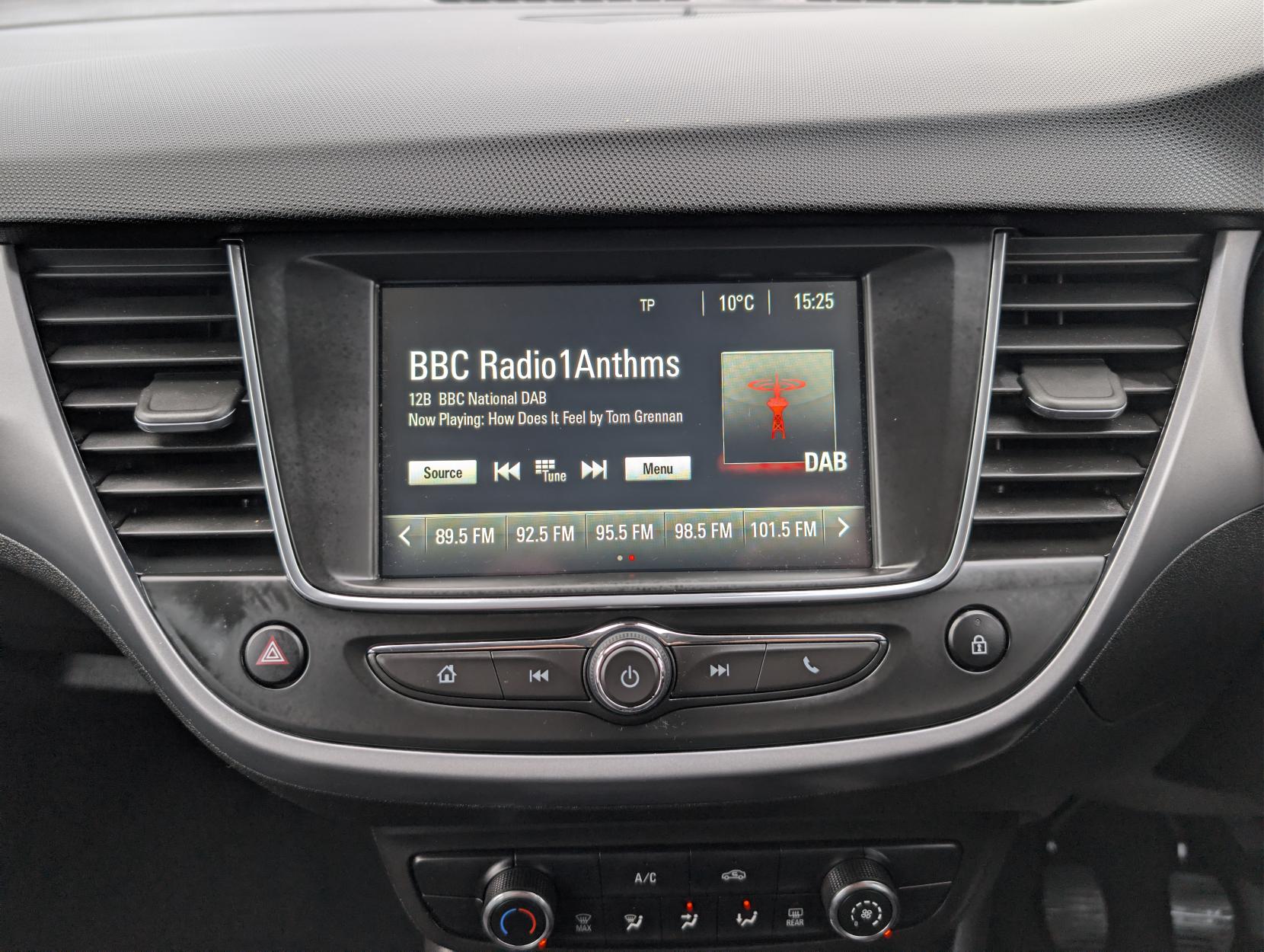 Vauxhall Crossland X 1.2 SE SUV 5dr Petrol Manual Euro 6 (83 ps)