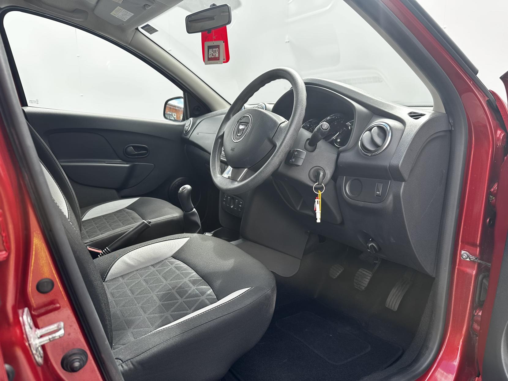 Dacia Sandero Stepway 1.5 dCi Ambiance Hatchback 5dr Diesel Manual Euro 6 (s/s) (90 ps)