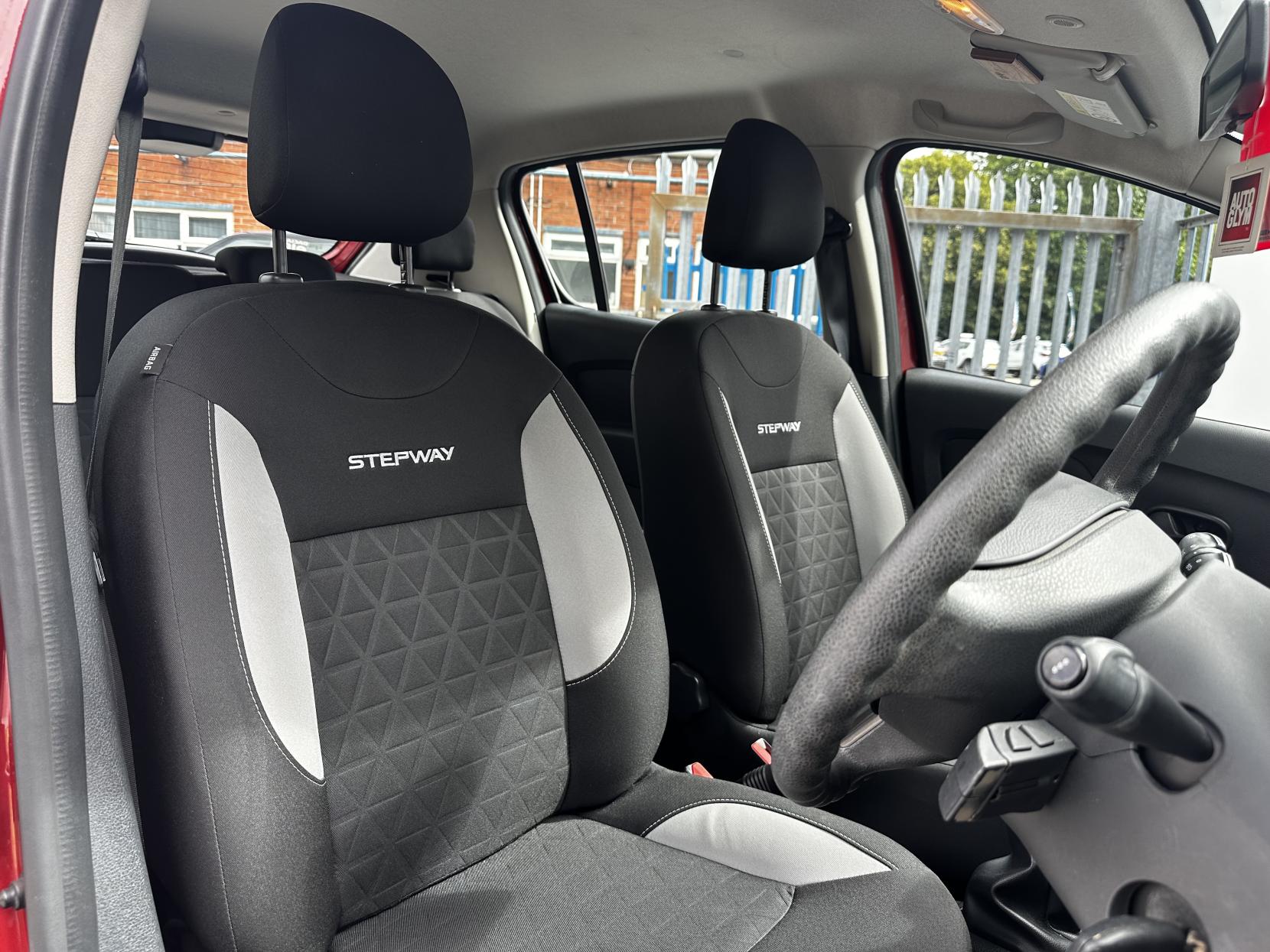 Dacia Sandero Stepway 1.5 dCi Ambiance Hatchback 5dr Diesel Manual Euro 6 (s/s) (90 ps)