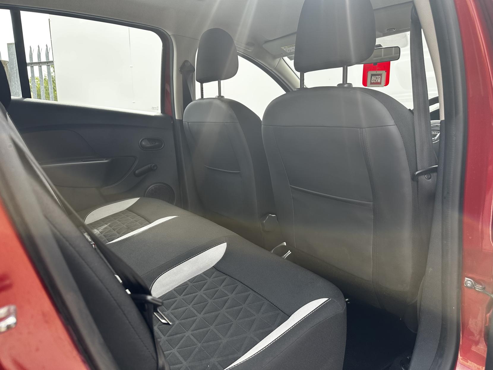 Dacia Sandero Stepway 1.5 dCi Ambiance Hatchback 5dr Diesel Manual Euro 6 (s/s) (90 ps)