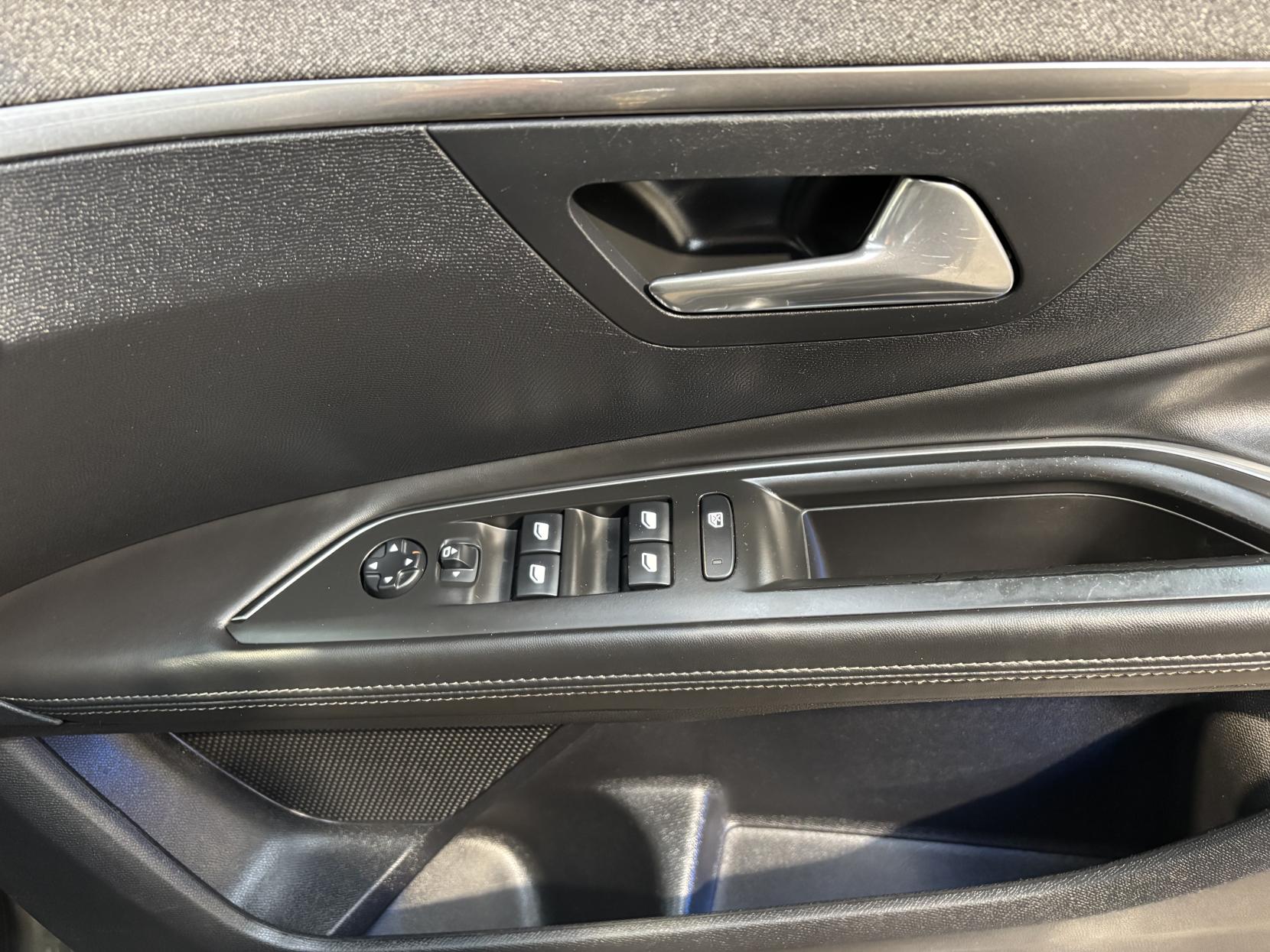 Peugeot 3008 1.6 BlueHDi Allure SUV 5dr Diesel Manual Euro 6 (s/s) (120 ps)