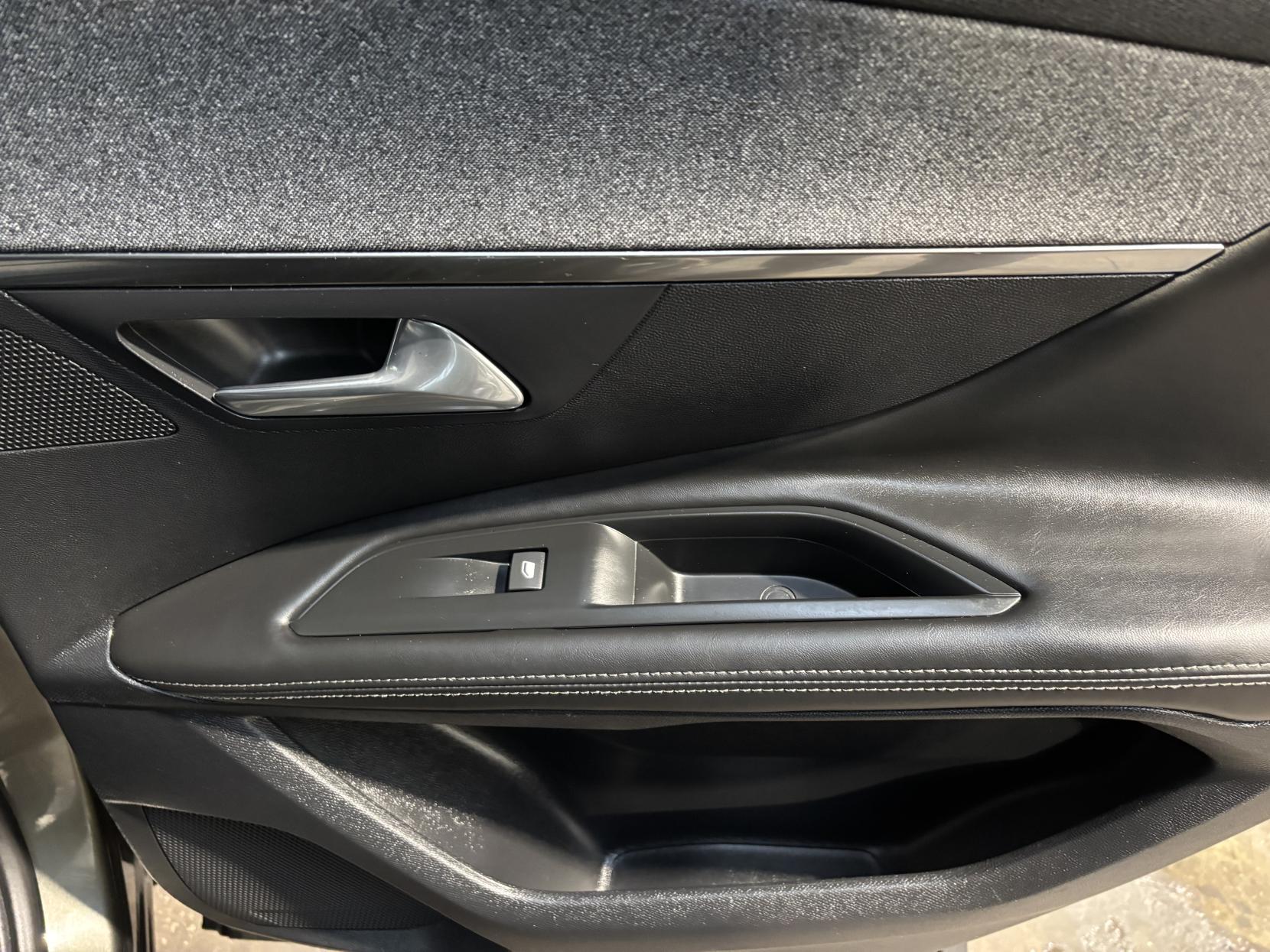 Peugeot 3008 1.6 BlueHDi Allure SUV 5dr Diesel Manual Euro 6 (s/s) (120 ps)