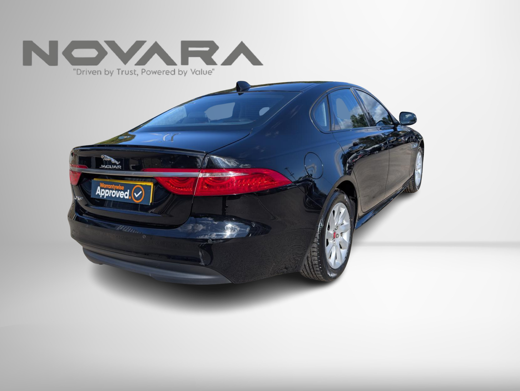 Jaguar XF 2.0d R-Sport Saloon 4dr Diesel Manual Euro 6 (s/s) (163 ps)