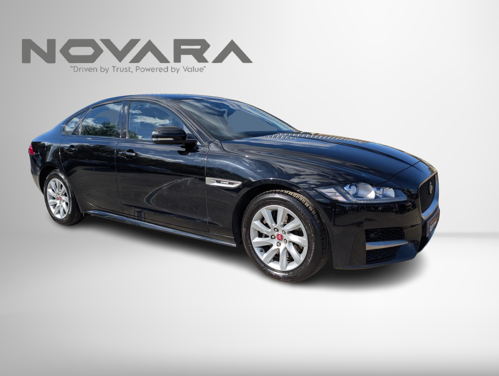 Jaguar XF 2.0d R-Sport Saloon 4dr Diesel Manual Euro 6 (s/s) (163 ps)