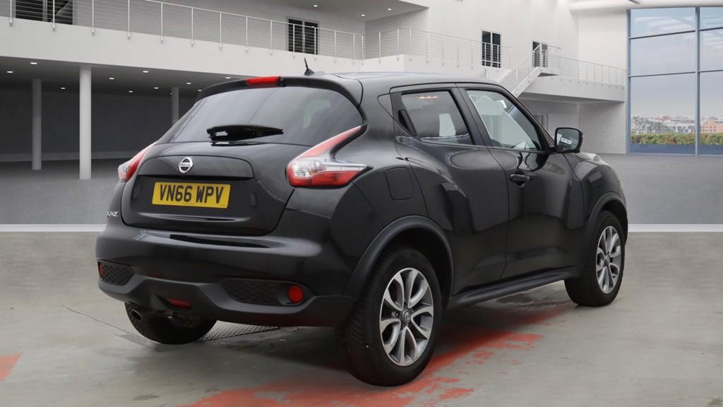 Nissan Juke 1.5 dCi Tekna SUV 5dr Diesel Manual Euro 6 (s/s) (110 ps)