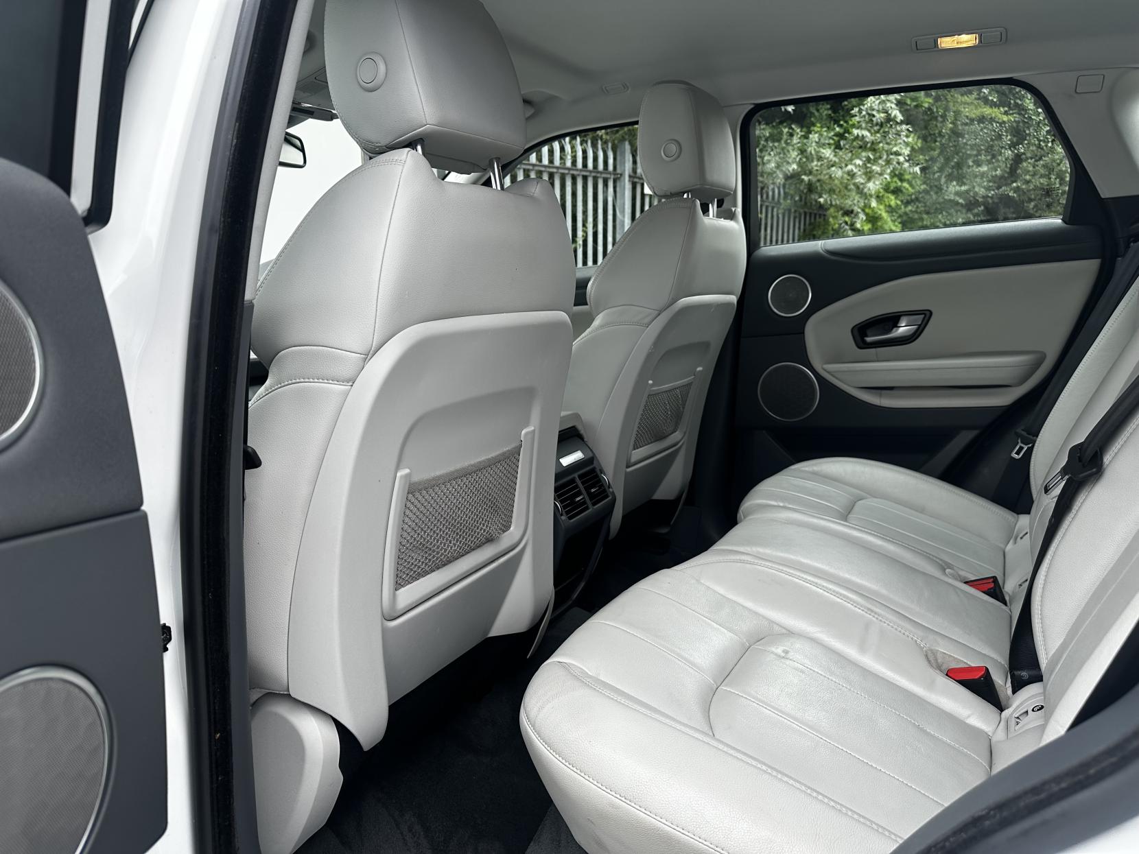 Land Rover Range Rover Evoque 2.0 eD4 SE SUV 5dr Diesel Manual FWD Euro 6 (s/s) (150 ps)