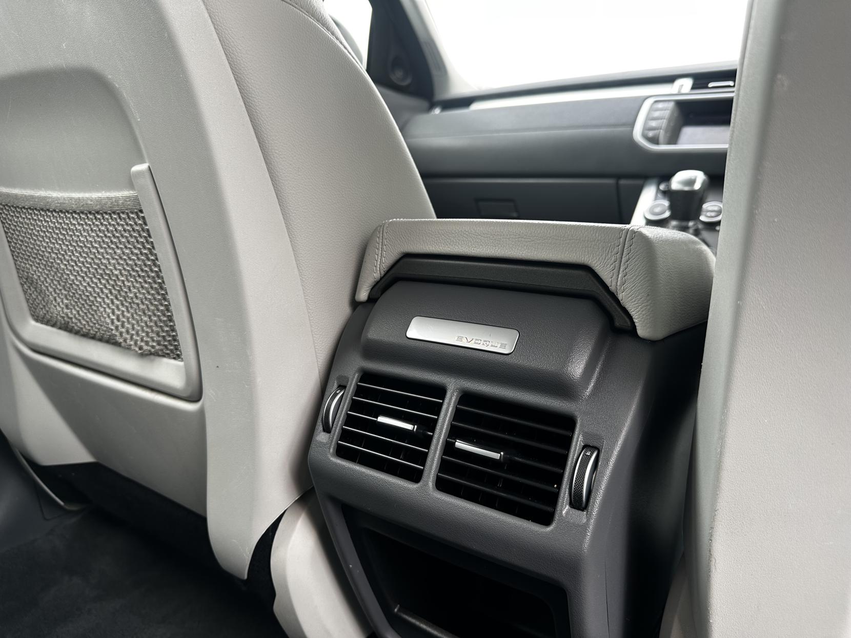 Land Rover Range Rover Evoque 2.0 eD4 SE SUV 5dr Diesel Manual FWD Euro 6 (s/s) (150 ps)