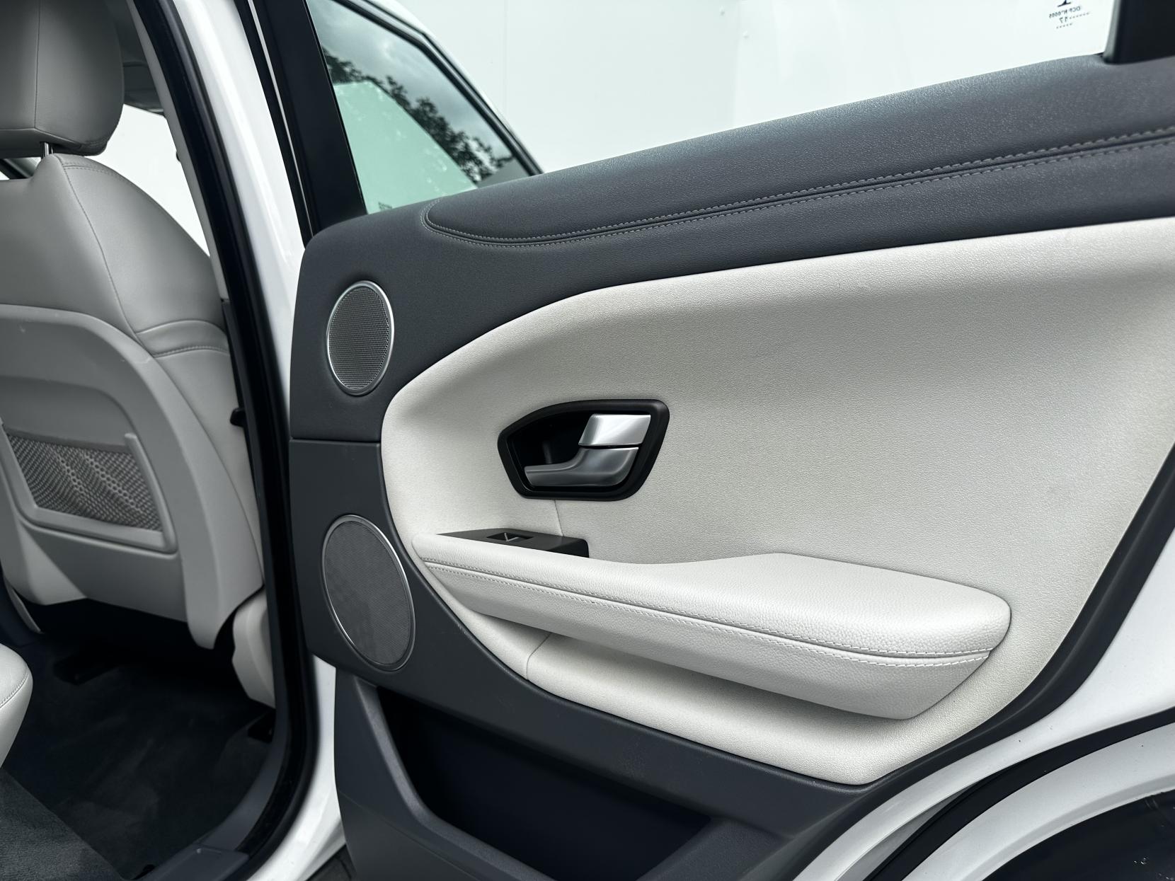 Land Rover Range Rover Evoque 2.0 eD4 SE SUV 5dr Diesel Manual FWD Euro 6 (s/s) (150 ps)