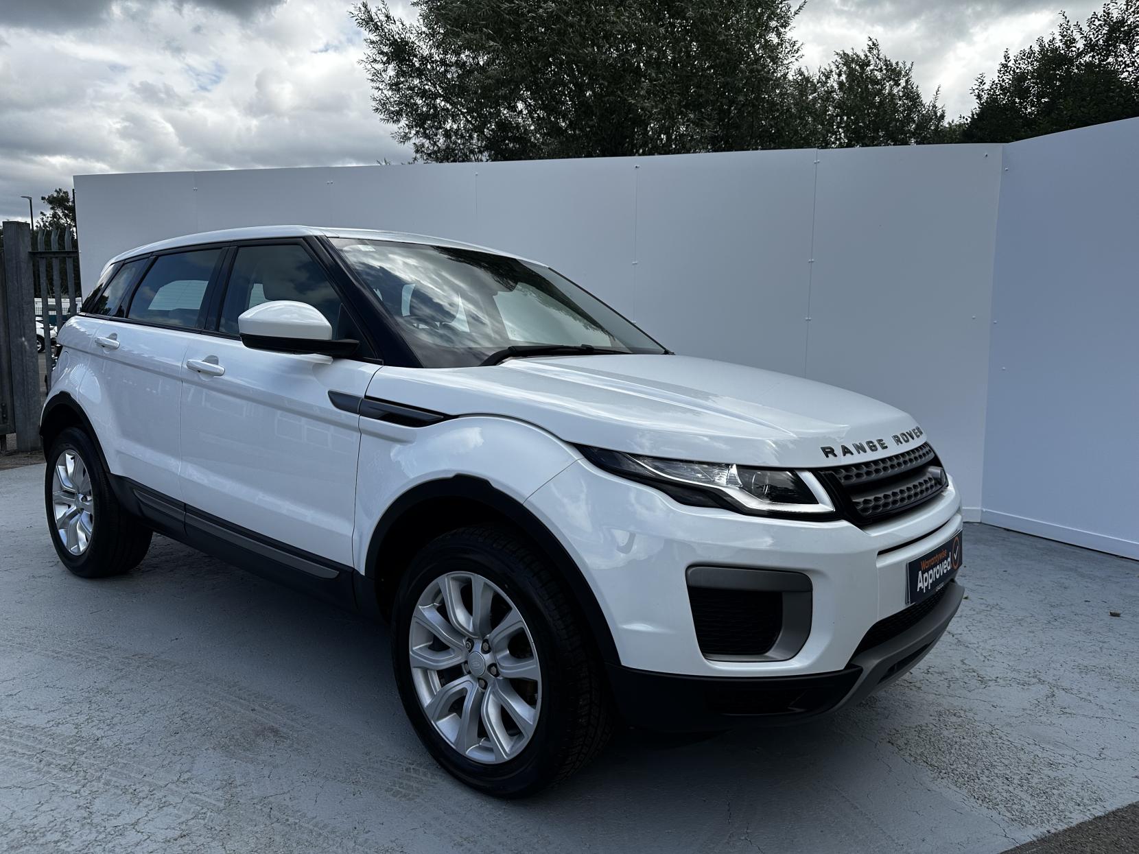 Land Rover Range Rover Evoque 2.0 eD4 SE SUV 5dr Diesel Manual FWD Euro 6 (s/s) (150 ps)