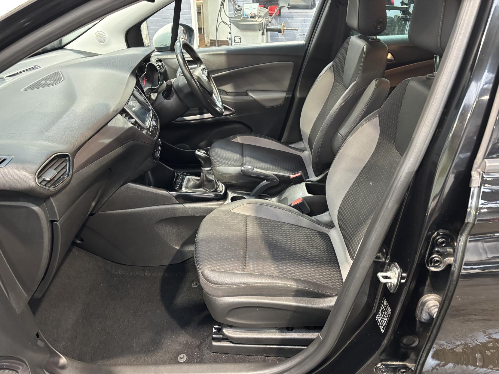 Vauxhall Crossland X 1.2 Elite SUV 5dr Petrol Manual Euro 6 (s/s) (83 ps)