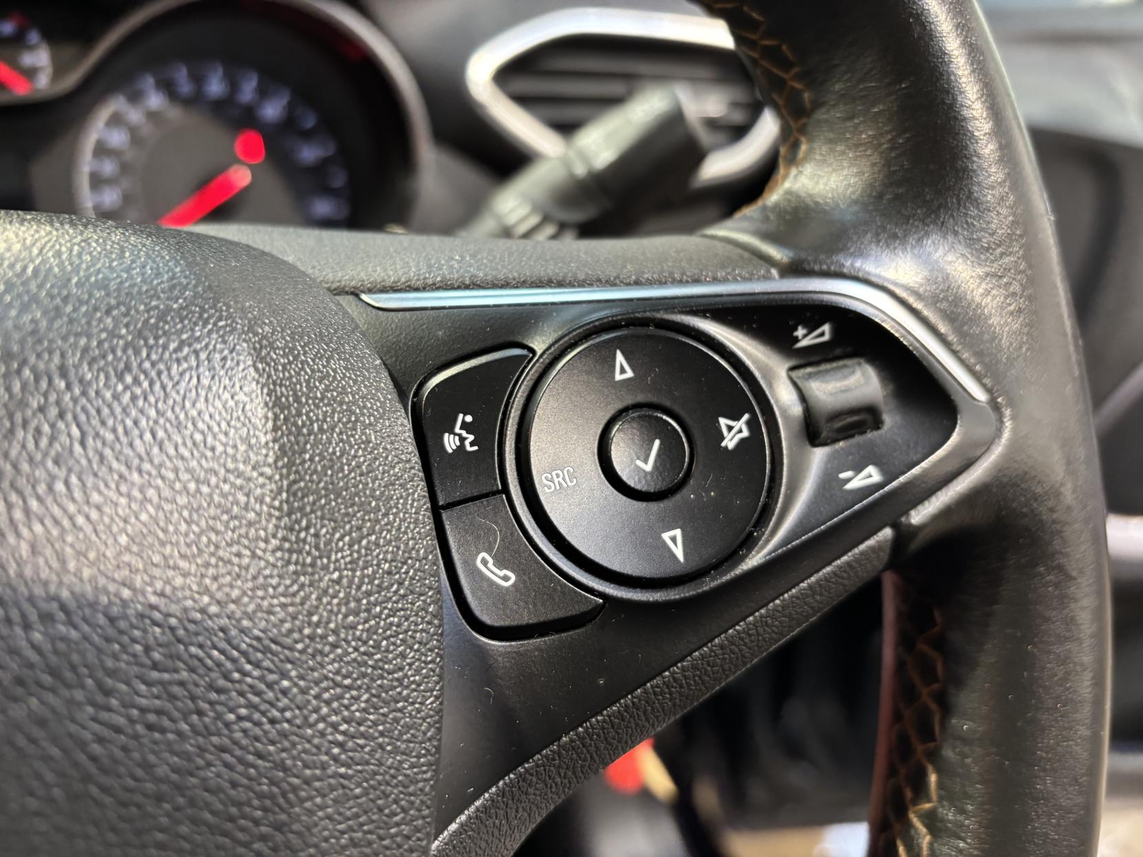 Vauxhall Crossland X 1.2 Elite SUV 5dr Petrol Manual Euro 6 (s/s) (83 ps)