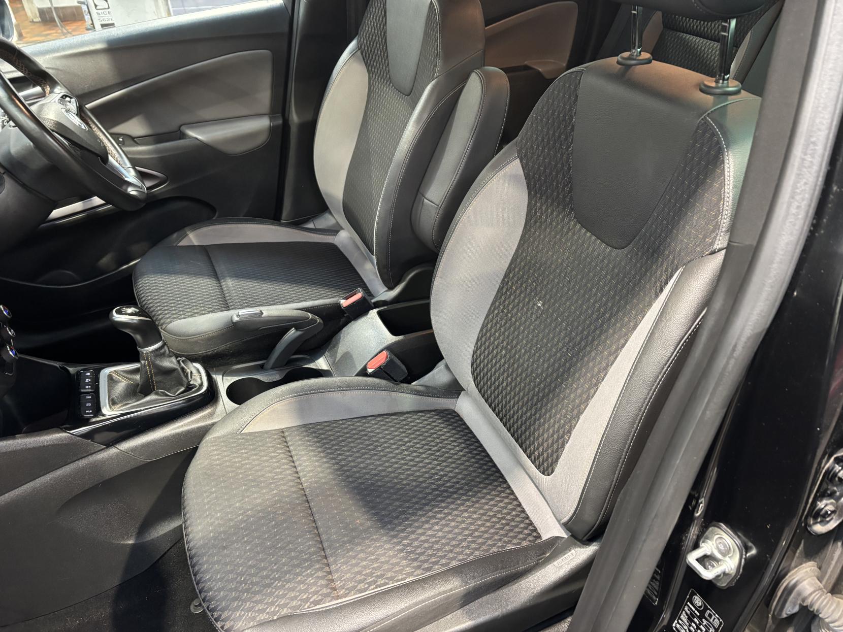 Vauxhall Crossland X 1.2 Elite SUV 5dr Petrol Manual Euro 6 (s/s) (83 ps)