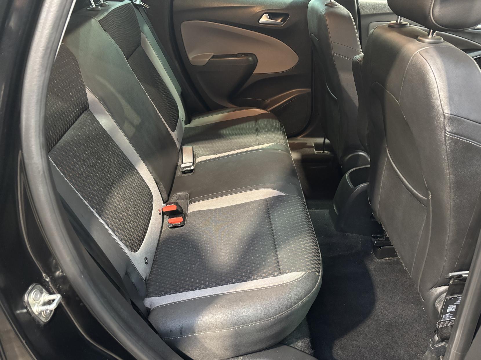 Vauxhall Crossland X 1.2 Elite SUV 5dr Petrol Manual Euro 6 (s/s) (83 ps)