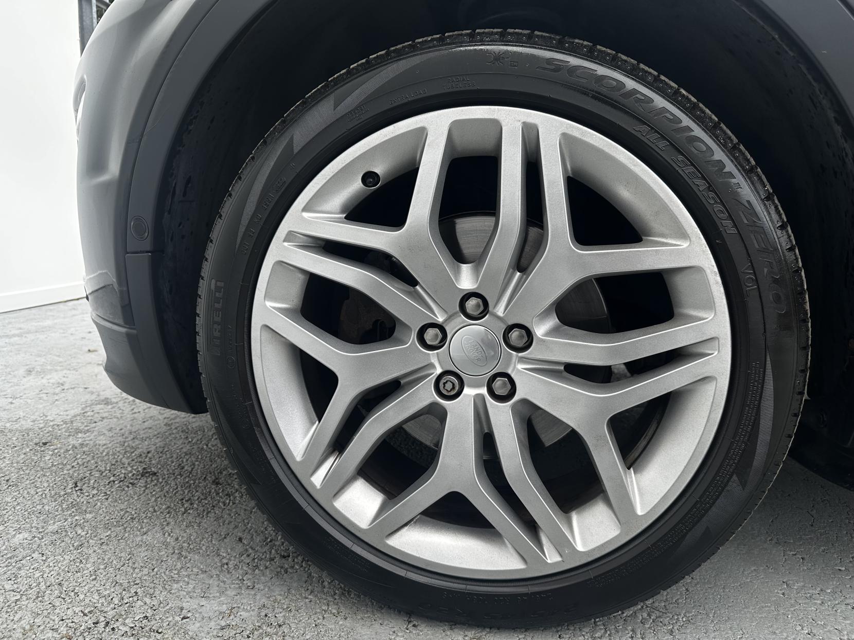 Land Rover Range Rover Evoque 2.0 TD4 HSE Dynamic Lux SUV 5dr Diesel Auto 4WD Euro 6 (s/s) (180 ps)