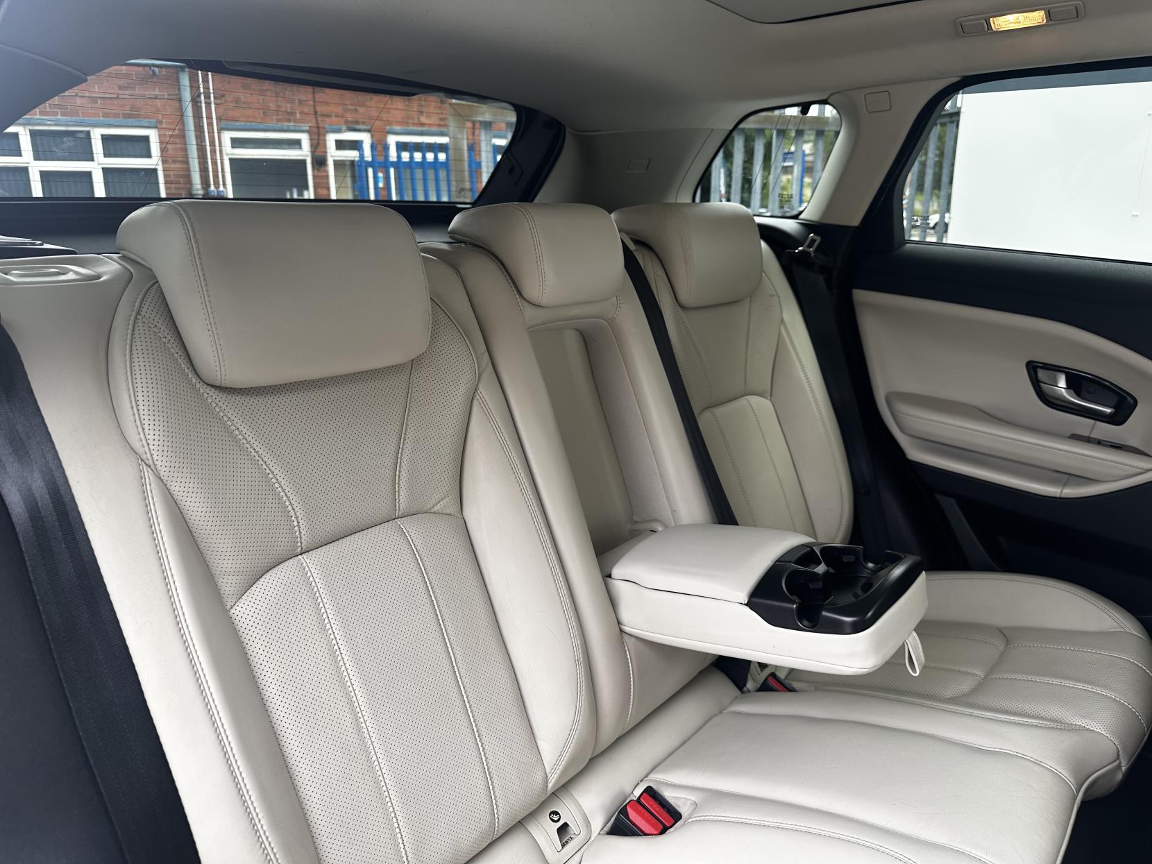 Land Rover Range Rover Evoque 2.0 TD4 HSE Dynamic Lux SUV 5dr Diesel Auto 4WD Euro 6 (s/s) (180 ps)