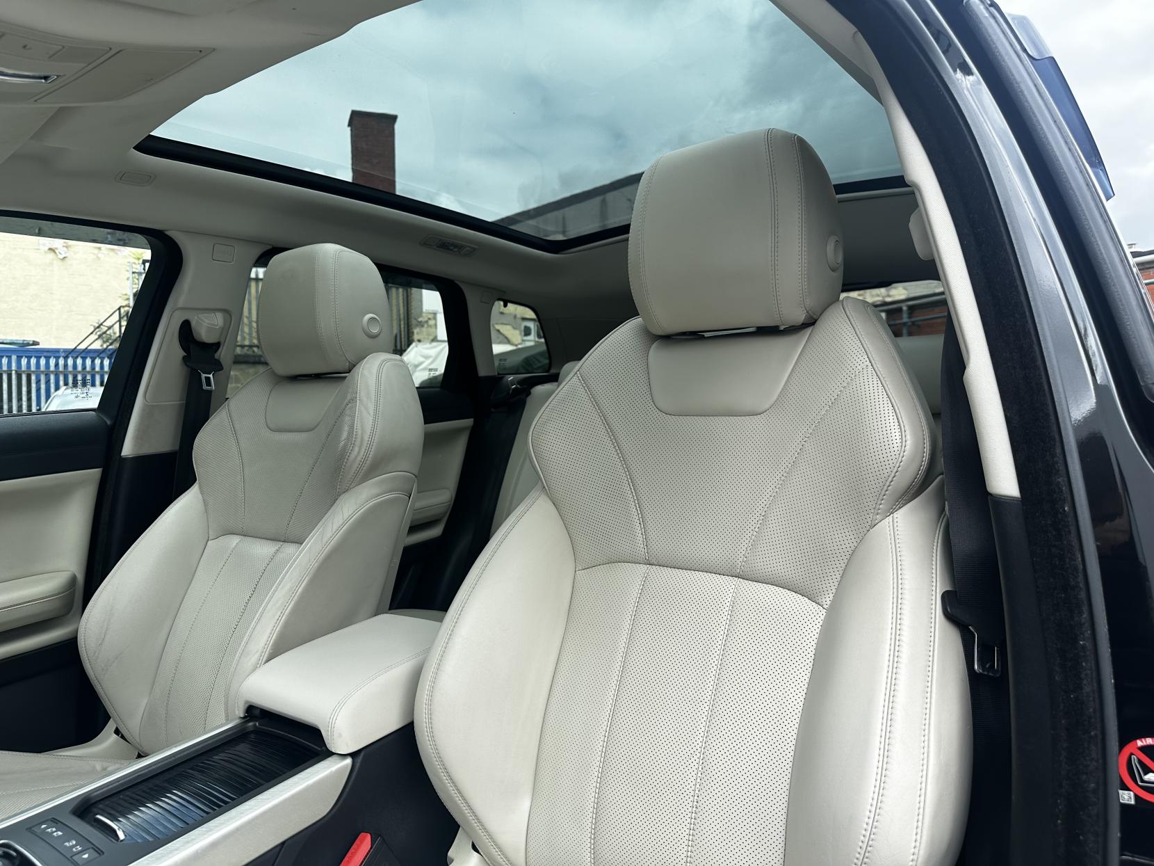 Land Rover Range Rover Evoque 2.0 TD4 HSE Dynamic Lux SUV 5dr Diesel Auto 4WD Euro 6 (s/s) (180 ps)