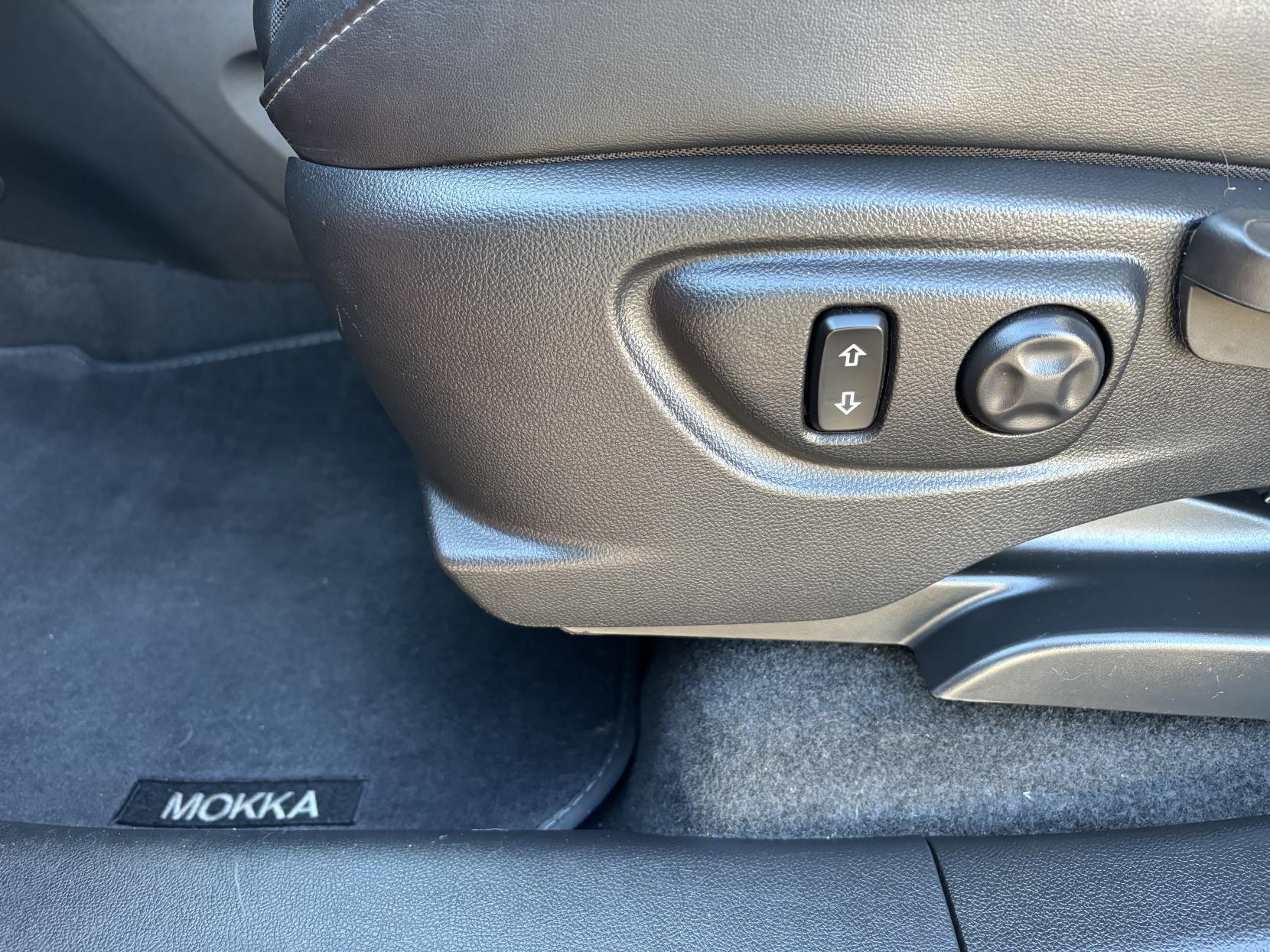 Vauxhall Mokka 1.6 CDTi SE SUV 5dr Diesel Manual 4WD Euro 6 (s/s) (136 ps)