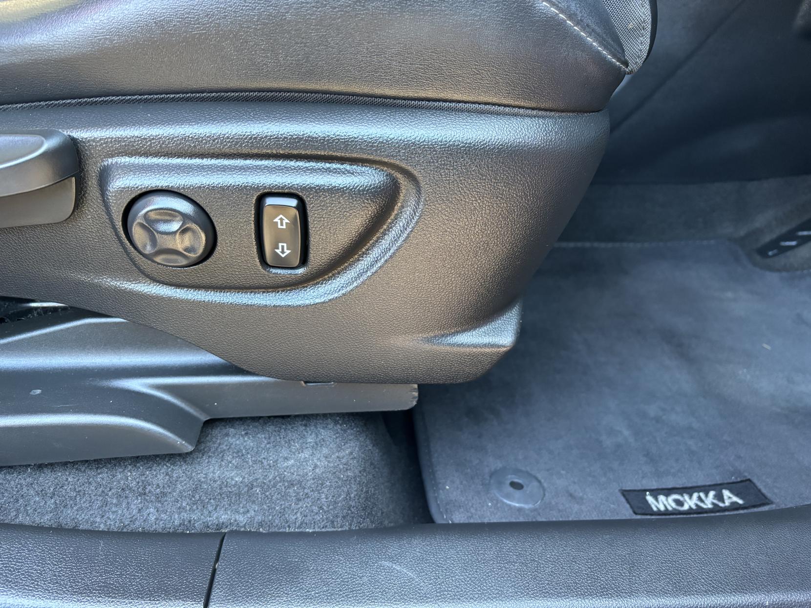 Vauxhall Mokka 1.6 CDTi SE SUV 5dr Diesel Manual 4WD Euro 6 (s/s) (136 ps)