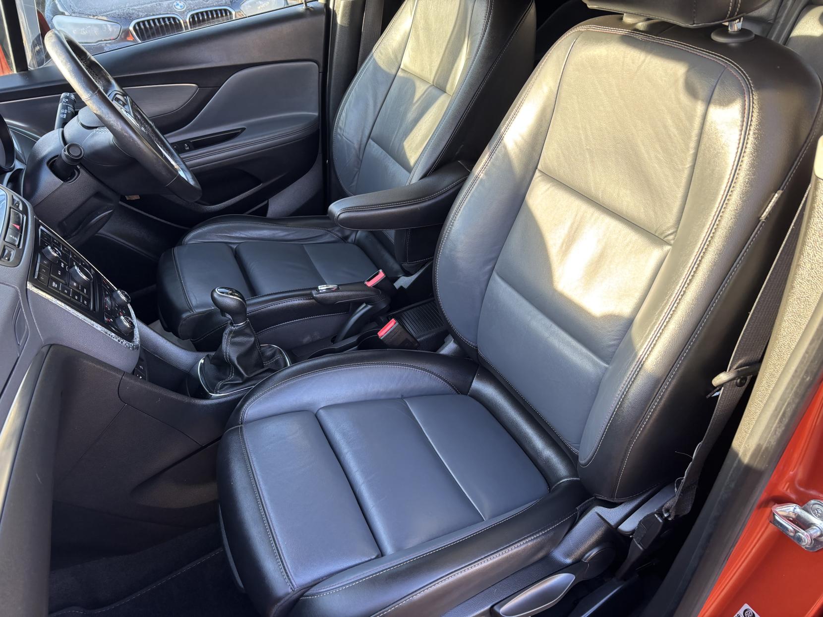 Vauxhall Mokka 1.6 CDTi SE SUV 5dr Diesel Manual 4WD Euro 6 (s/s) (136 ps)