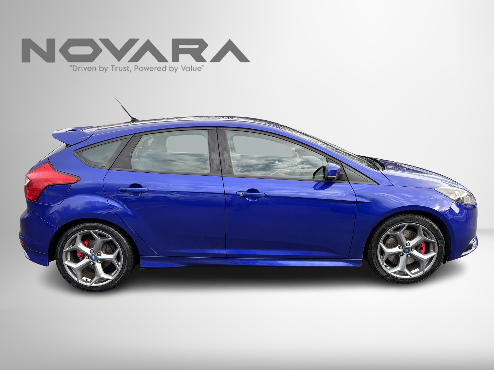 Ford Focus 2.0T EcoBoost ST-2 Hatchback 5dr Petrol Manual Euro 5 (s/s) (250 ps)