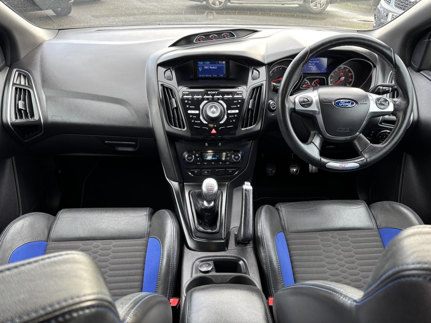 Ford Focus 2.0T EcoBoost ST-2 Hatchback 5dr Petrol Manual Euro 5 (s/s) (250 ps)