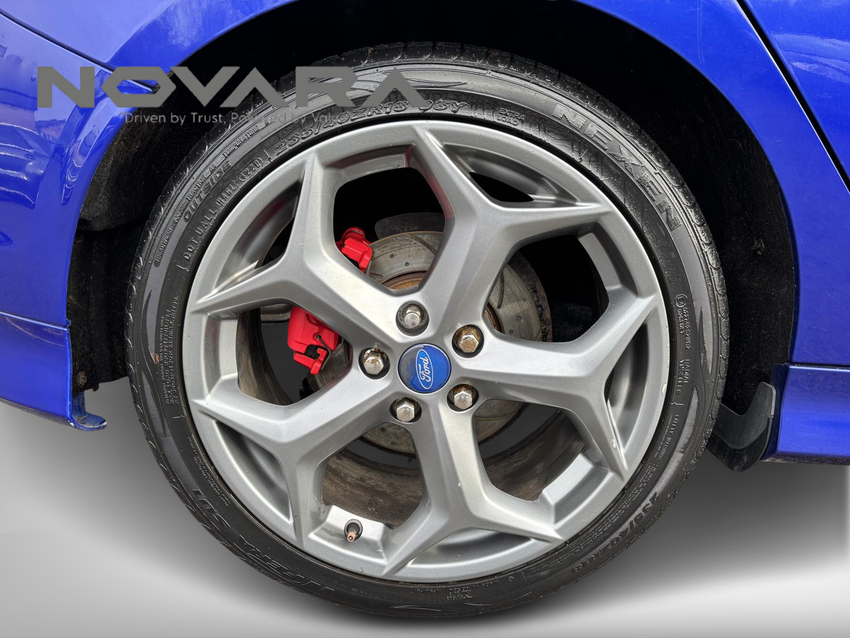 Ford Focus 2.0T EcoBoost ST-2 Hatchback 5dr Petrol Manual Euro 5 (s/s) (250 ps)