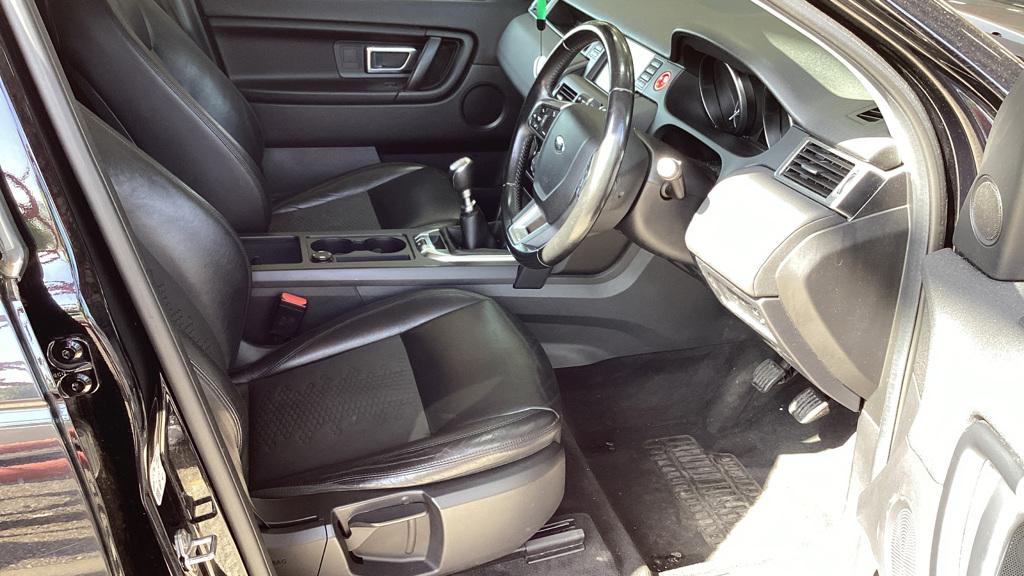 Land Rover Discovery Sport 2.0 eD4 Pure SUV 5dr Diesel Manual Euro 6 (s/s) (5 Seat) (150 ps)