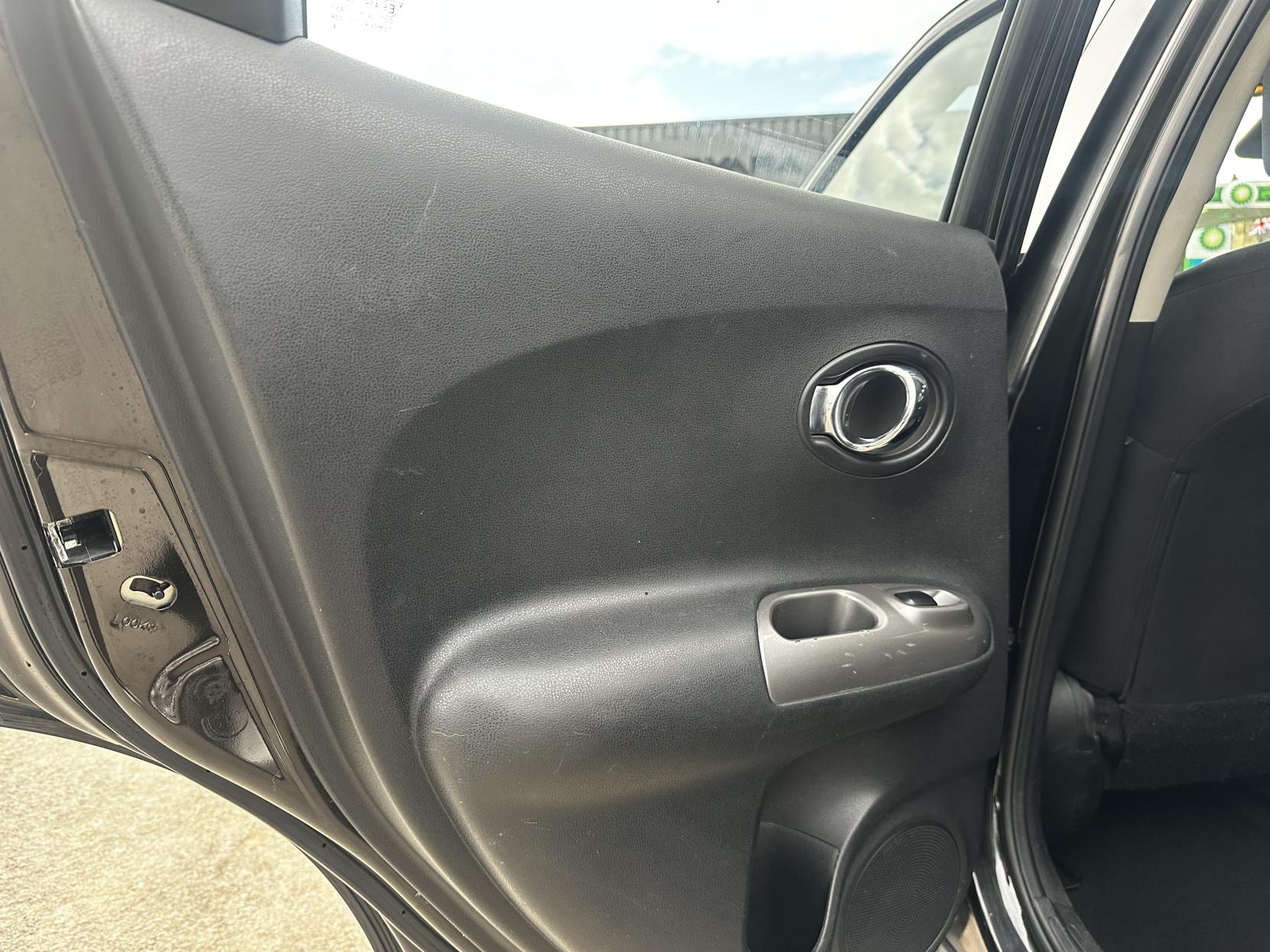 Nissan Juke 1.5 dCi 8v Acenta SUV 5dr Diesel Manual Euro 5 (s/s) (110 ps)
