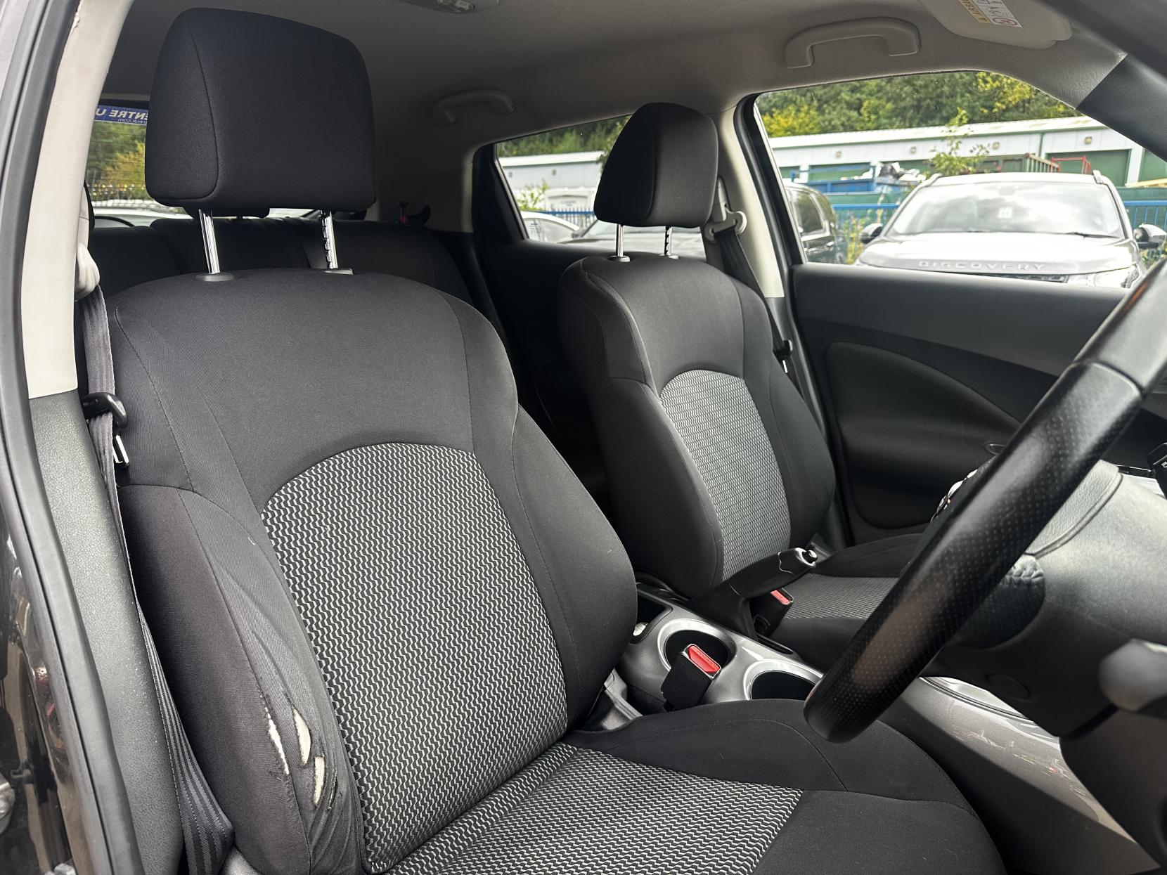 Nissan Juke 1.5 dCi 8v Acenta SUV 5dr Diesel Manual Euro 5 (s/s) (110 ps)