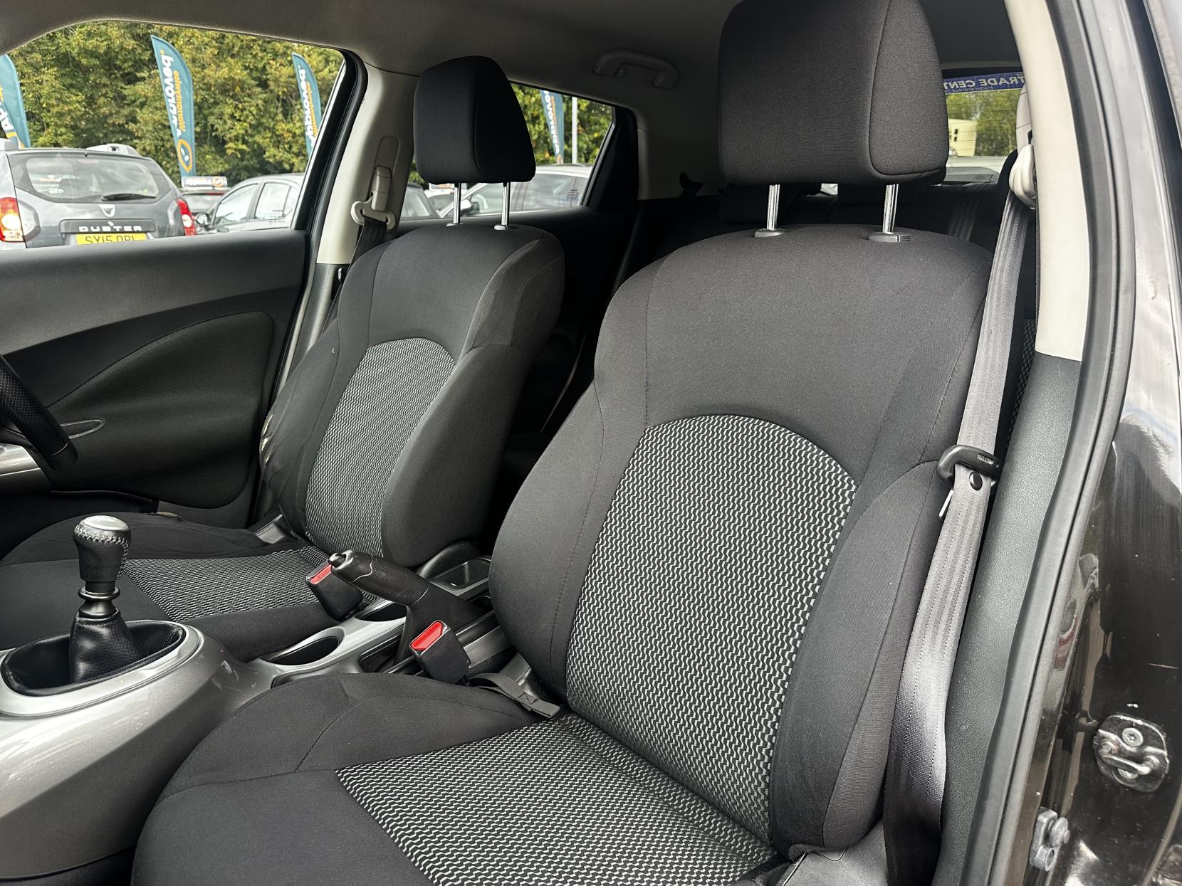 Nissan Juke 1.5 dCi 8v Acenta SUV 5dr Diesel Manual Euro 5 (s/s) (110 ps)