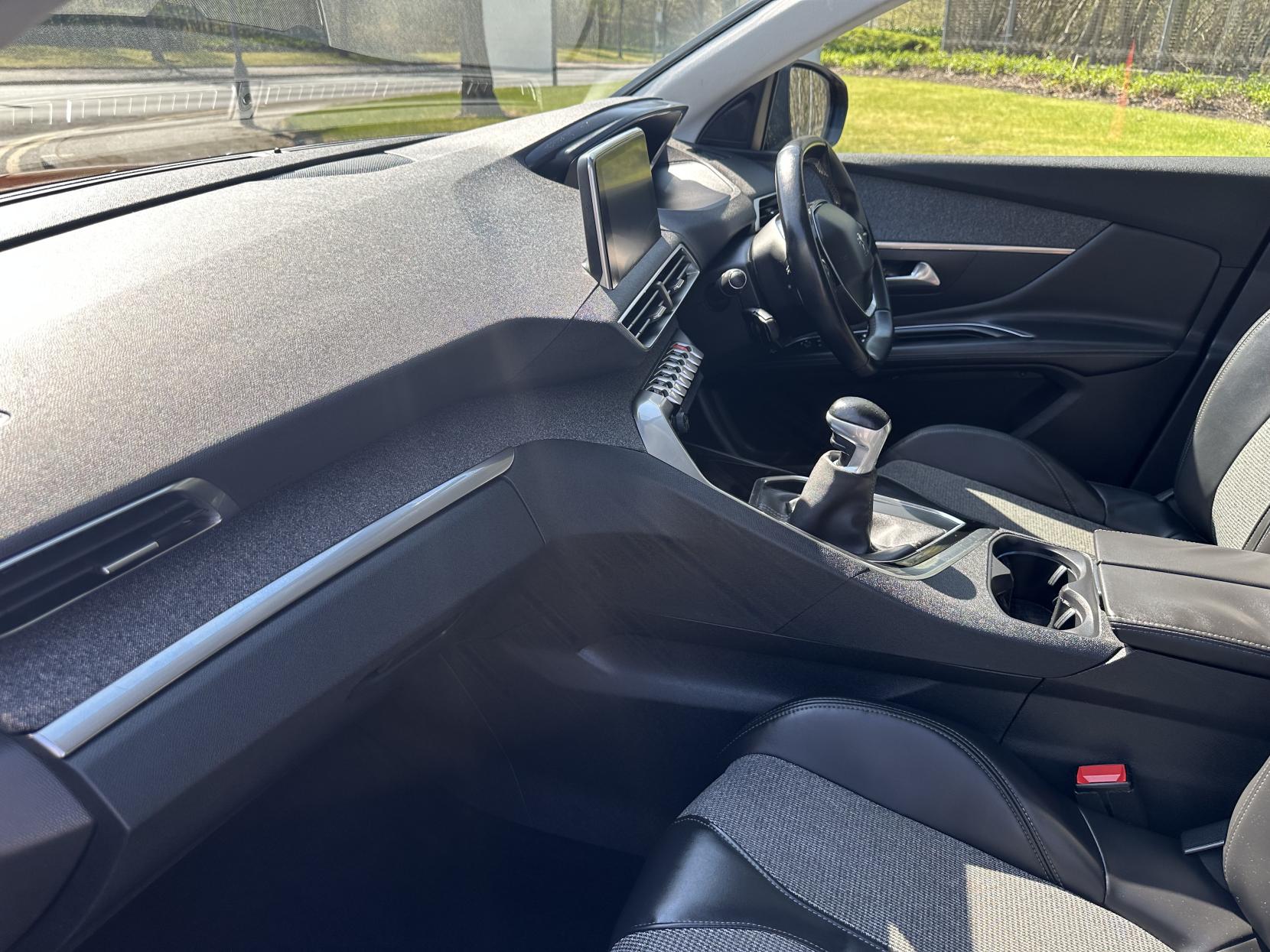 Peugeot 3008 1.5 BlueHDi Allure SUV 5dr Diesel Manual Euro 6 (s/s) (130 ps)