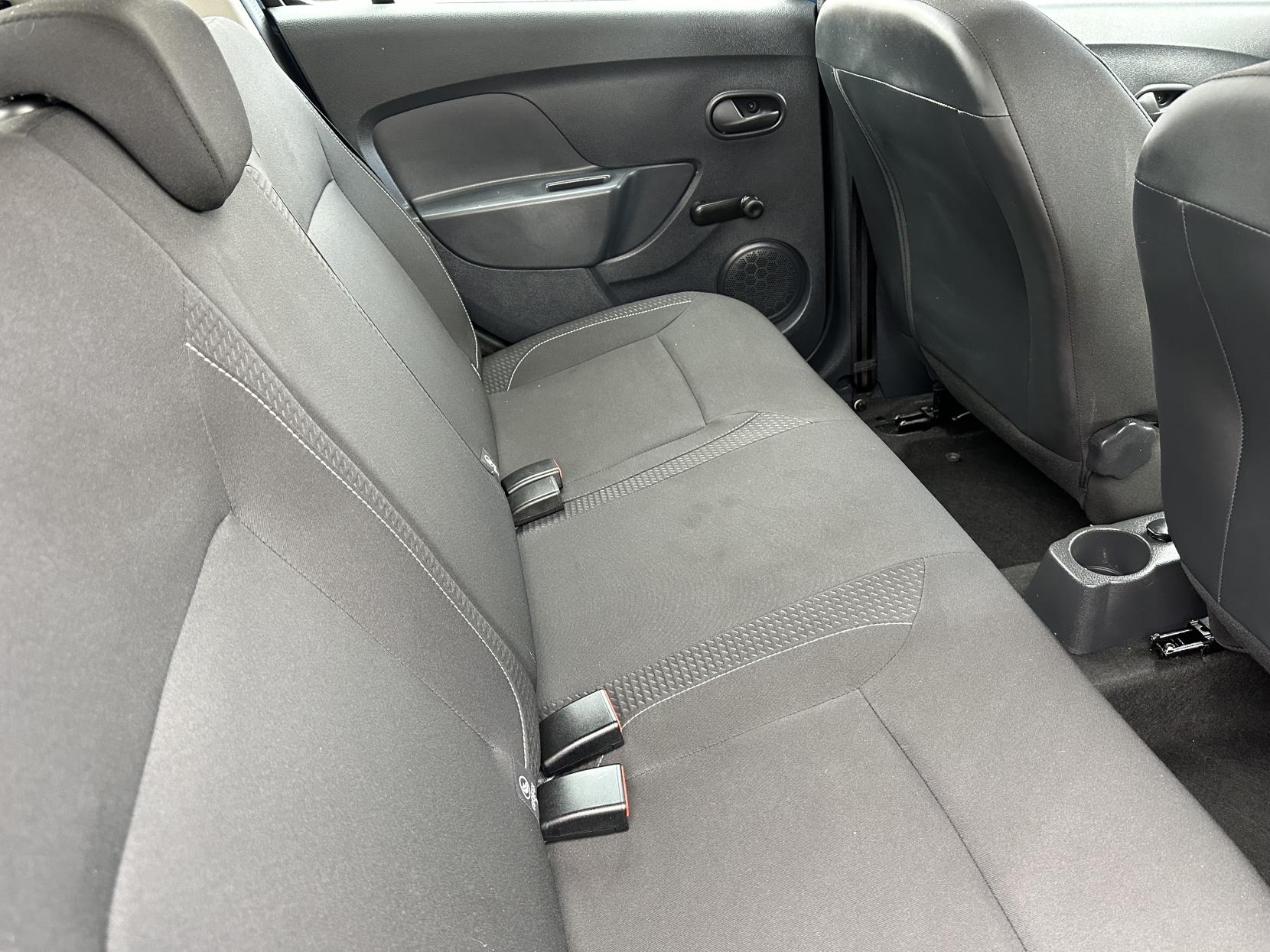 Dacia Sandero 1.0 SCe Ambiance Hatchback 5dr Petrol Manual Euro 6 (75 ps)