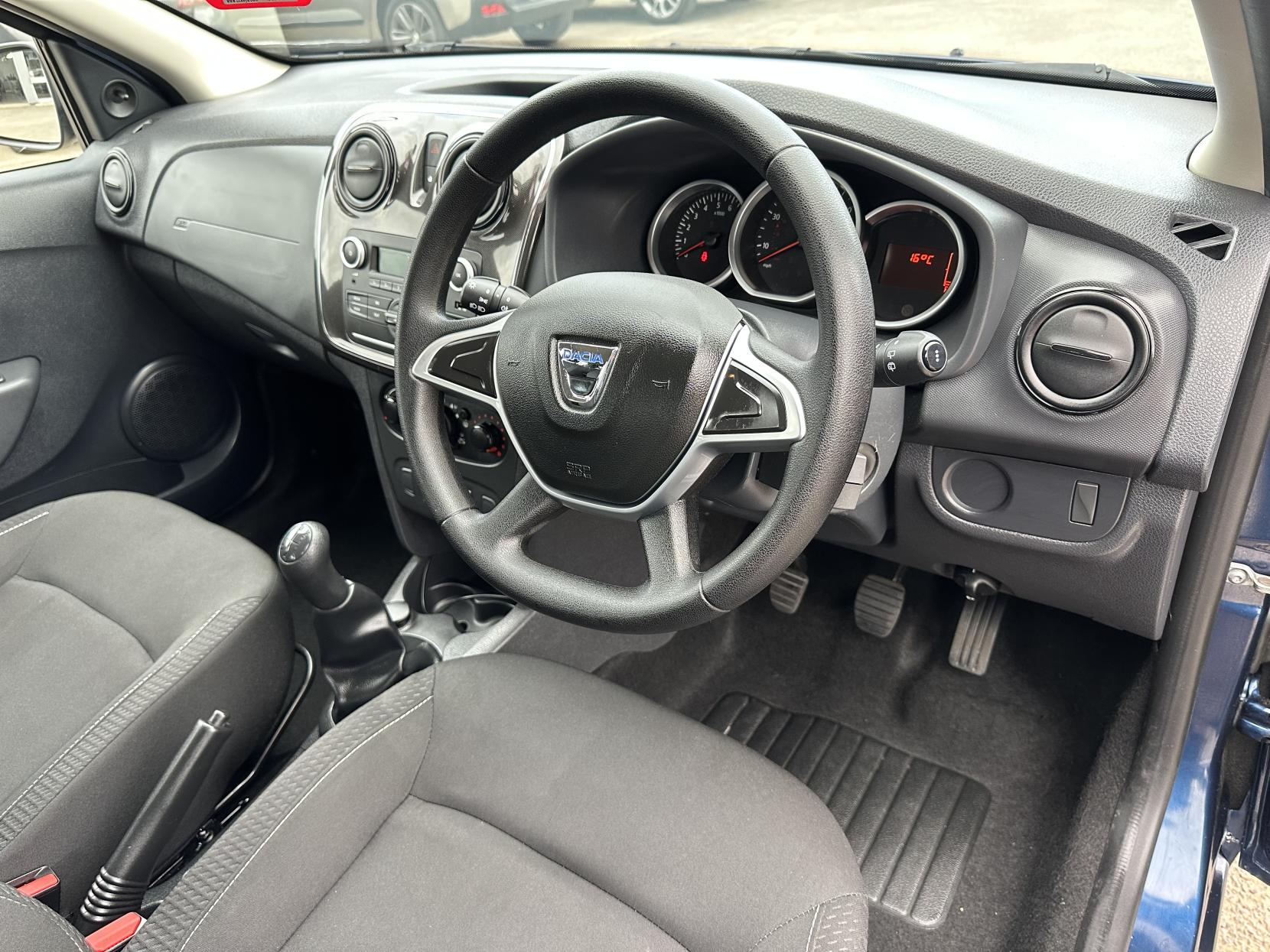 Dacia Sandero 1.0 SCe Ambiance Hatchback 5dr Petrol Manual Euro 6 (75 ps)