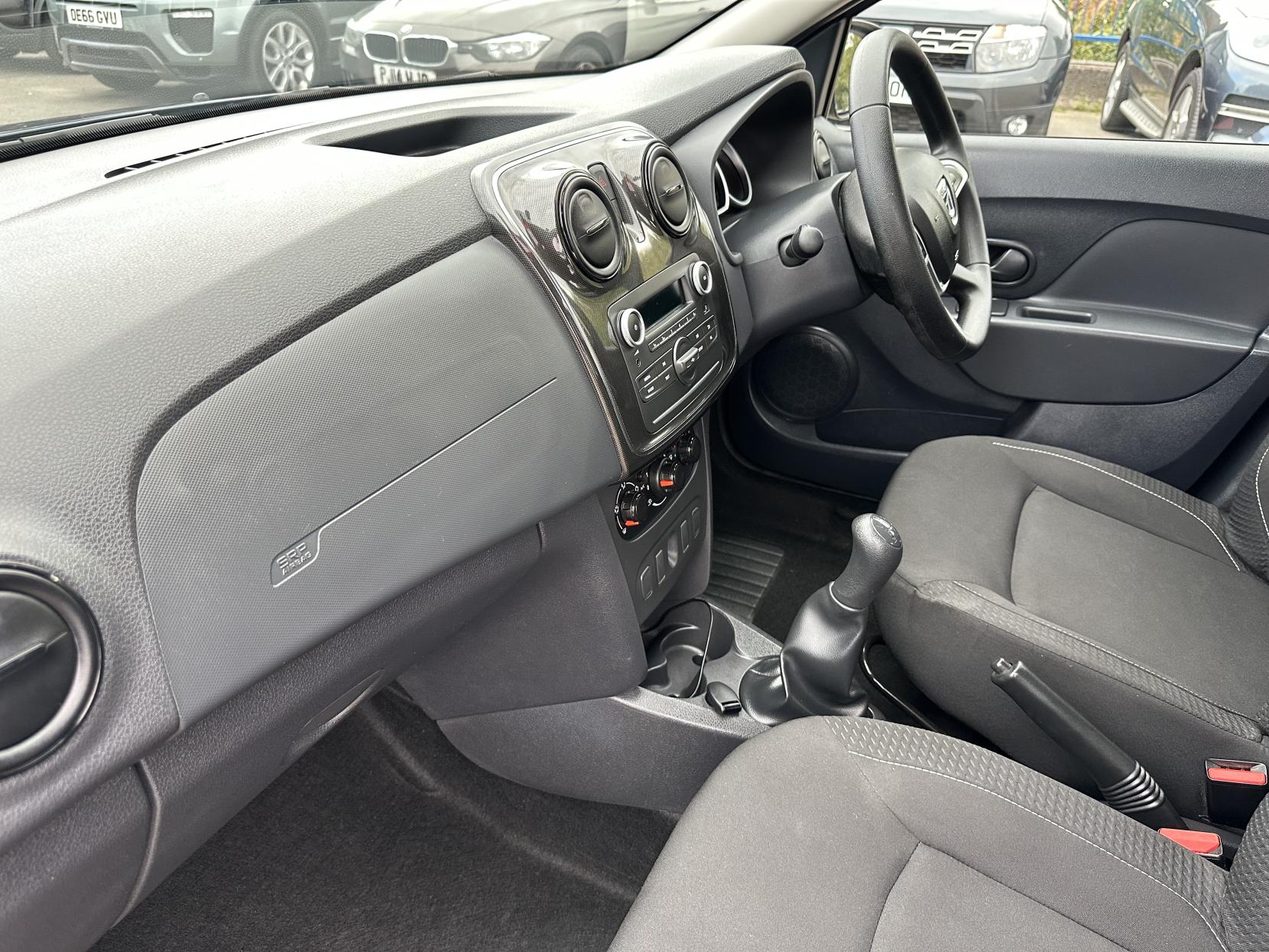 Dacia Sandero 1.0 SCe Ambiance Hatchback 5dr Petrol Manual Euro 6 (75 ps)